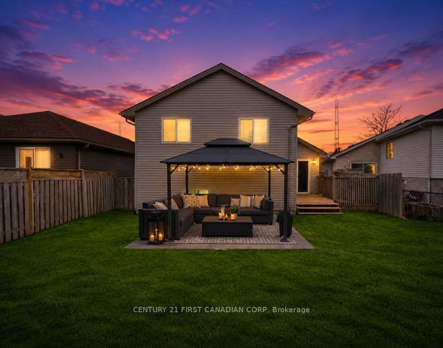 17 Cottonwood Drive, St. Thomas, ON N5P 4M3 photo 2