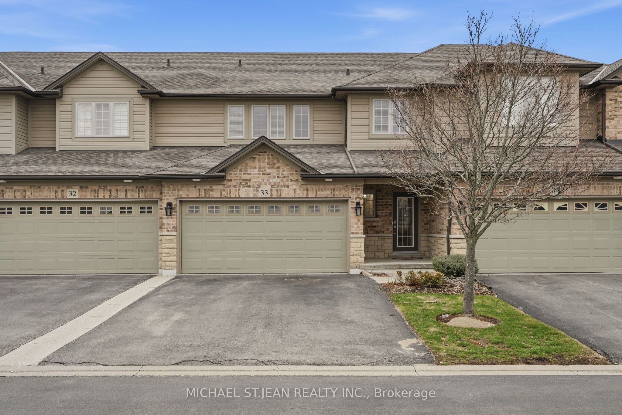 441 Stonehenge Drive 33, Hamilton, ON L9K 0B1 photo 2