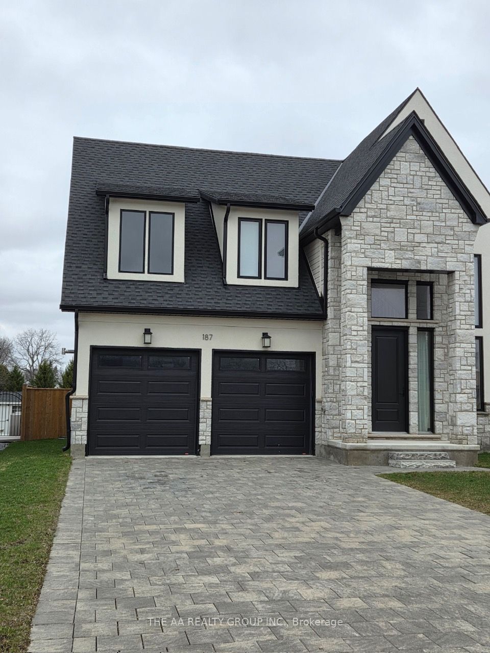 187 Foxborough Place, Thames Centre, ON N0M 2P0 photo 2