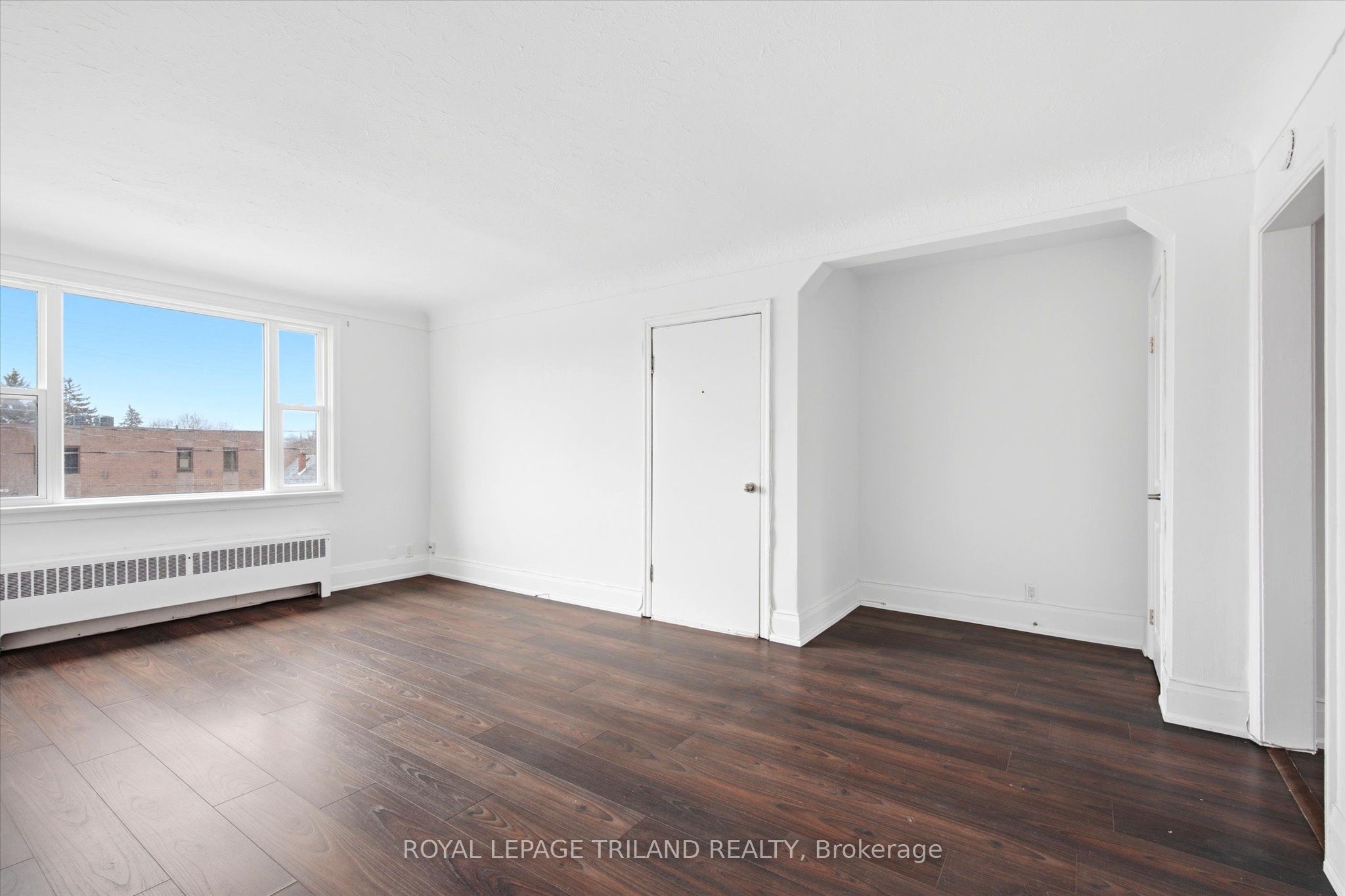 310 Speedvale Avenue E 6, Guelph, ON N1E 1N2 photo 2