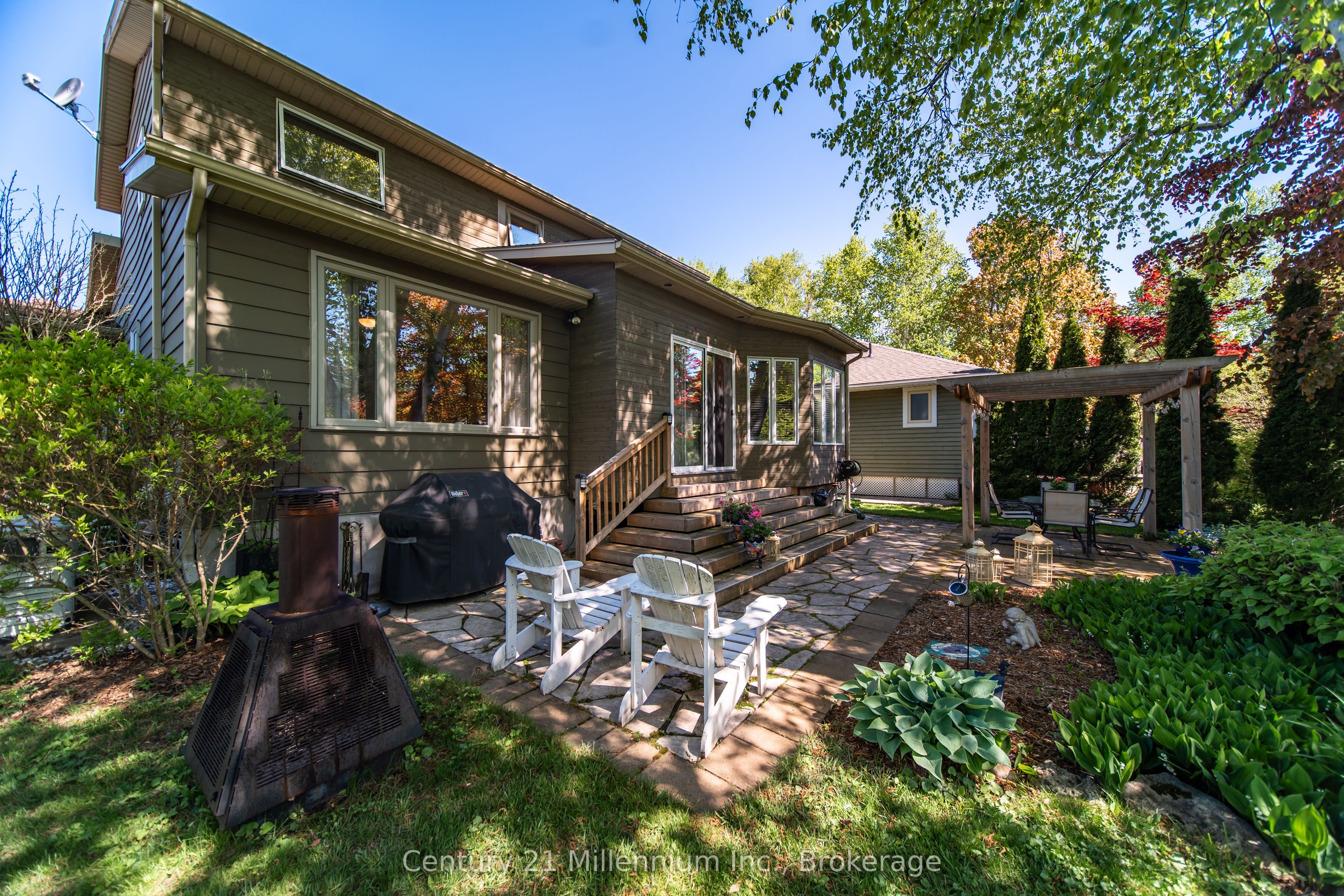 294 Albert Street S, Saugeen Shores, ON N0H 2L0 photo 3