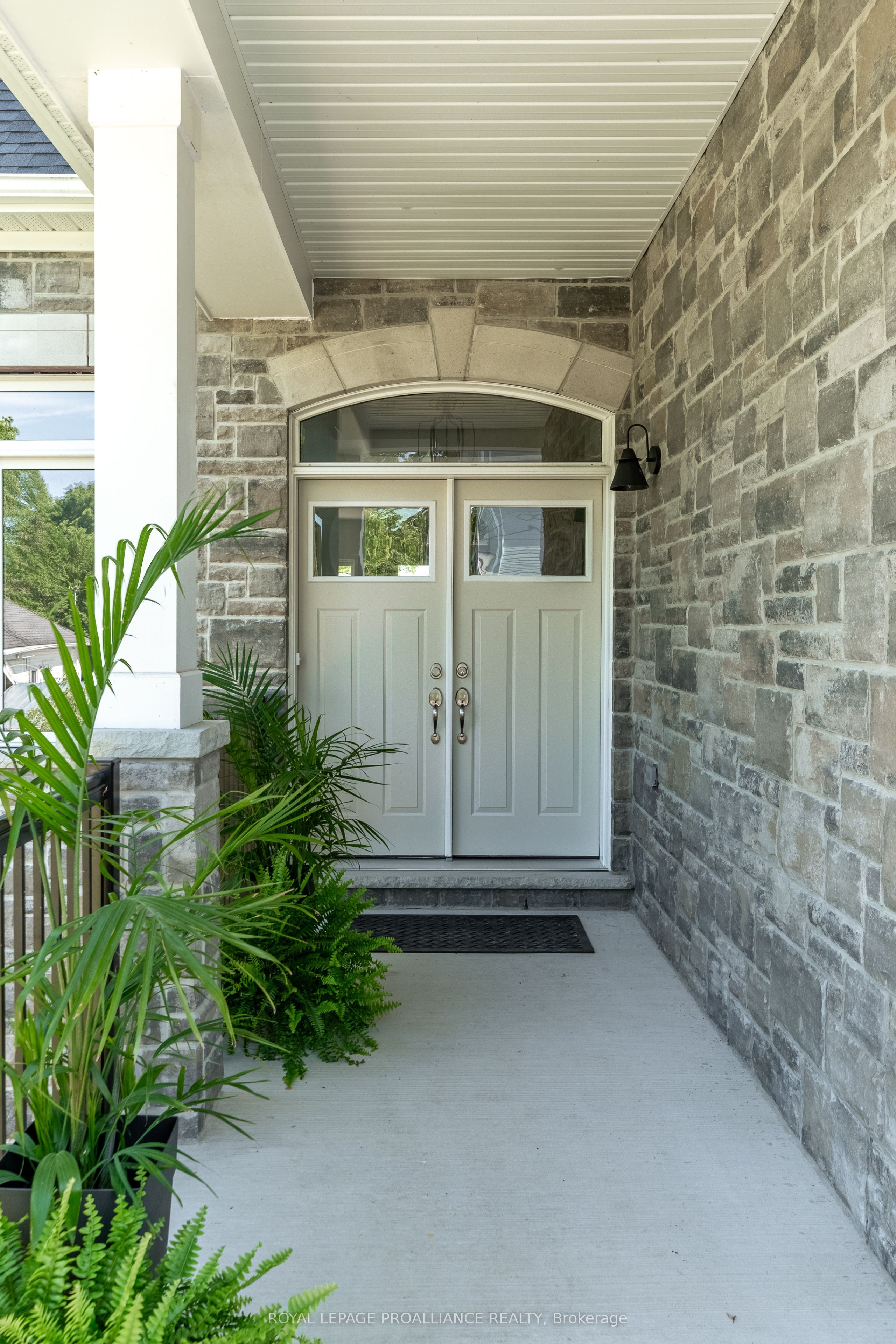 16 Twelve Trees Court, Prince Edward County, ON K0K 3L0 photo 5