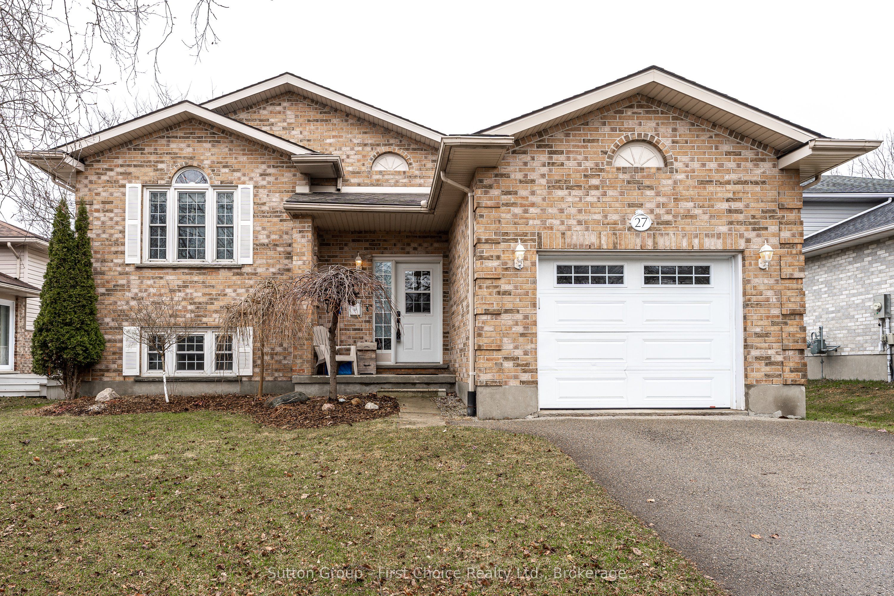 27 Mcqueen Court, Stratford, ON N4Z 1H5