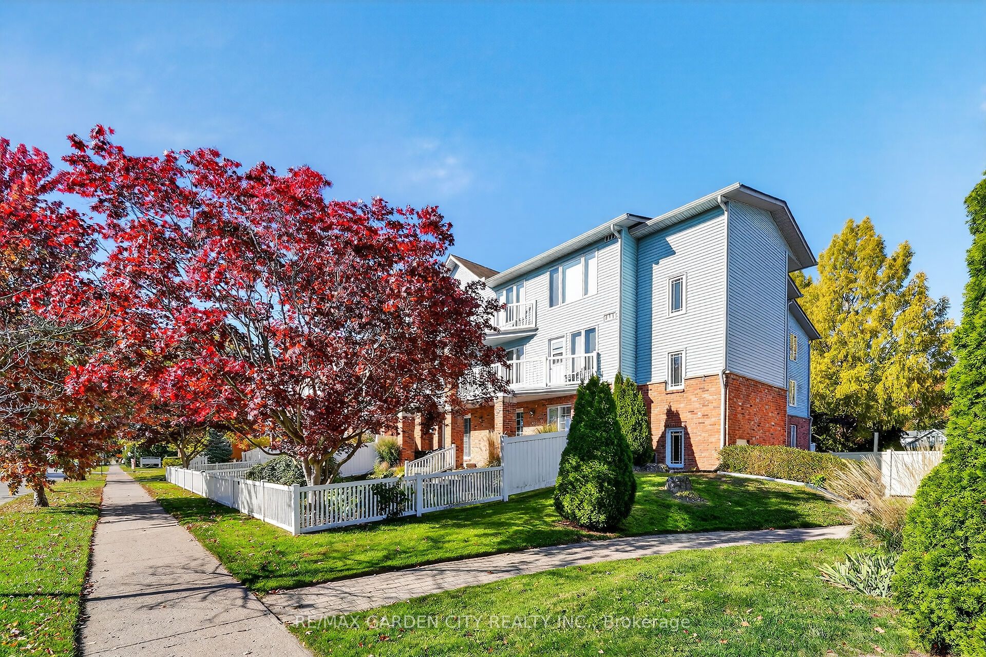 70 Main Street 201, St. Catharines, ON L2N 4T9 photo 3