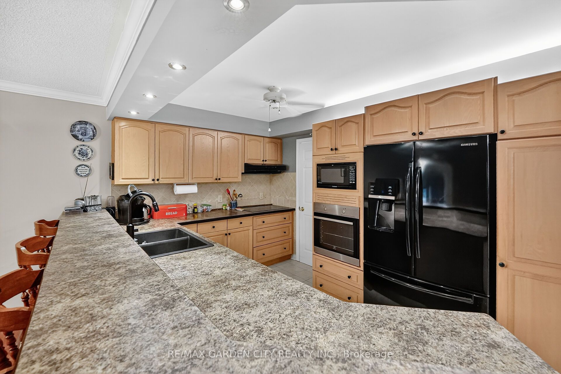 70 Main Street 201, St. Catharines, ON L2N 4T9 photo 5
