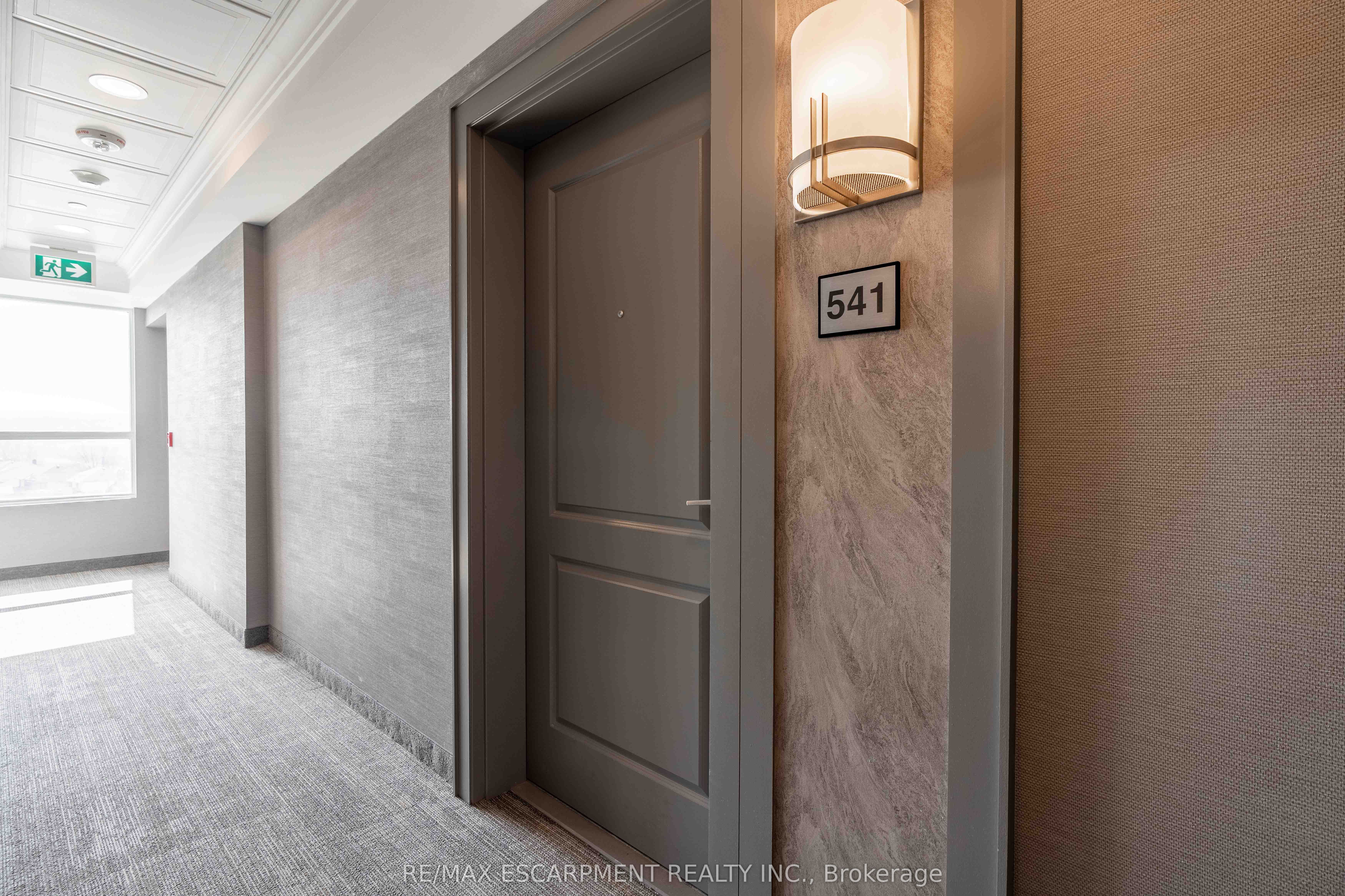 5055 Greenlane Road 541, Lincoln, ON L3J 2J3 photo 4