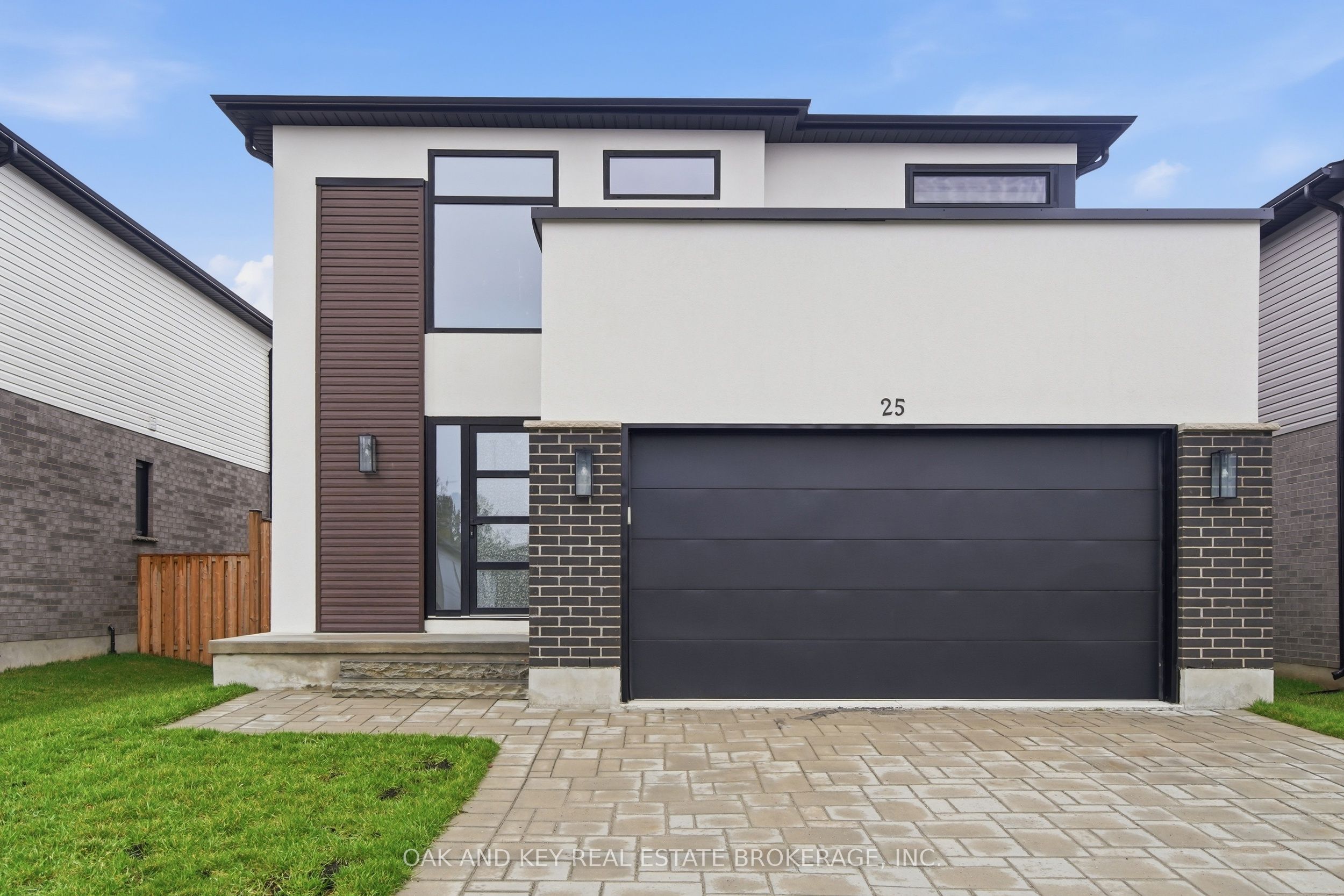 25 Alexander Circle, Strathroy-Caradoc, ON N7G 0B4 photo 4