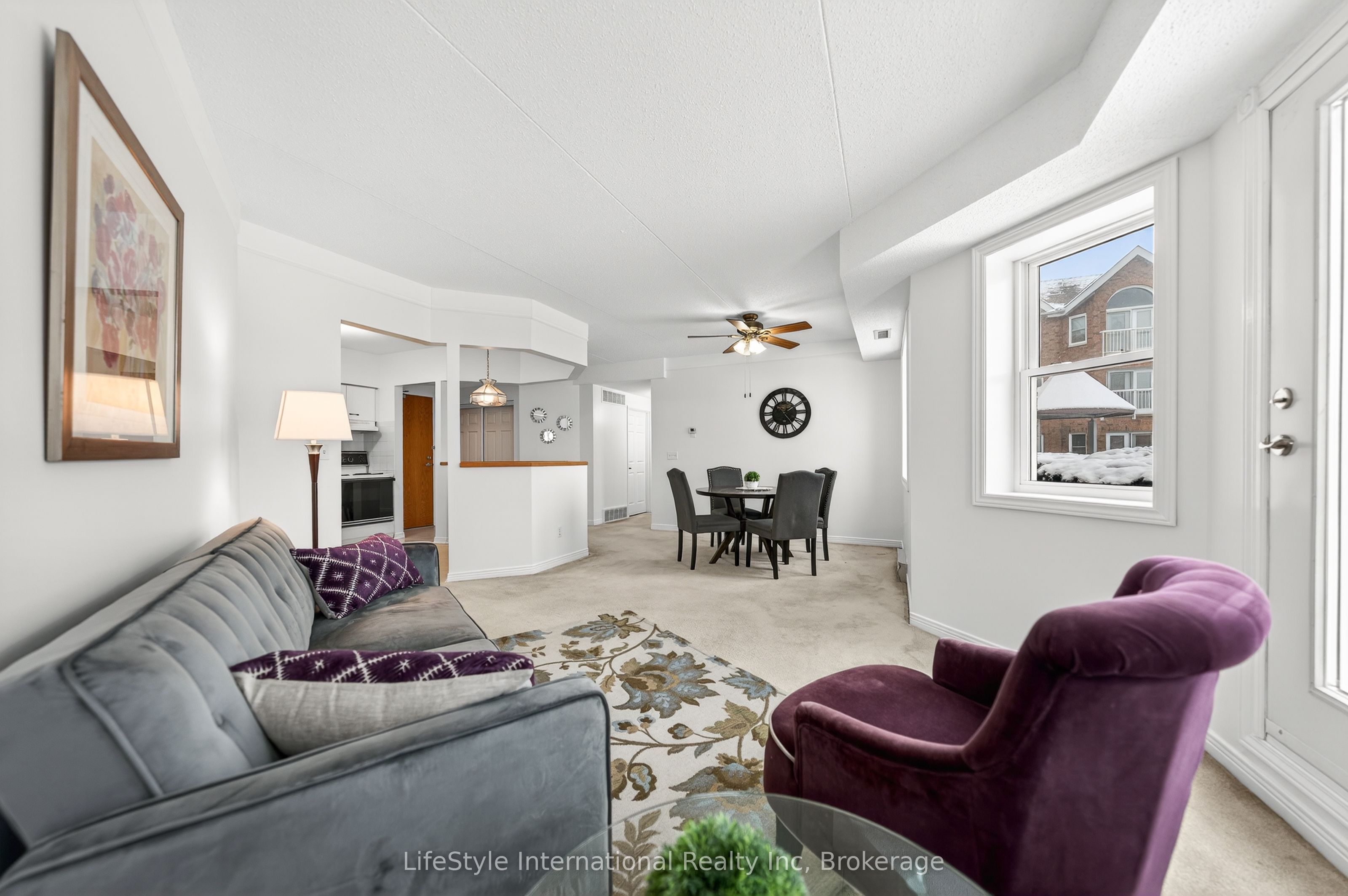 208 Silvercreek Parkway N 103, Guelph, ON N1H 8H2 photo 2