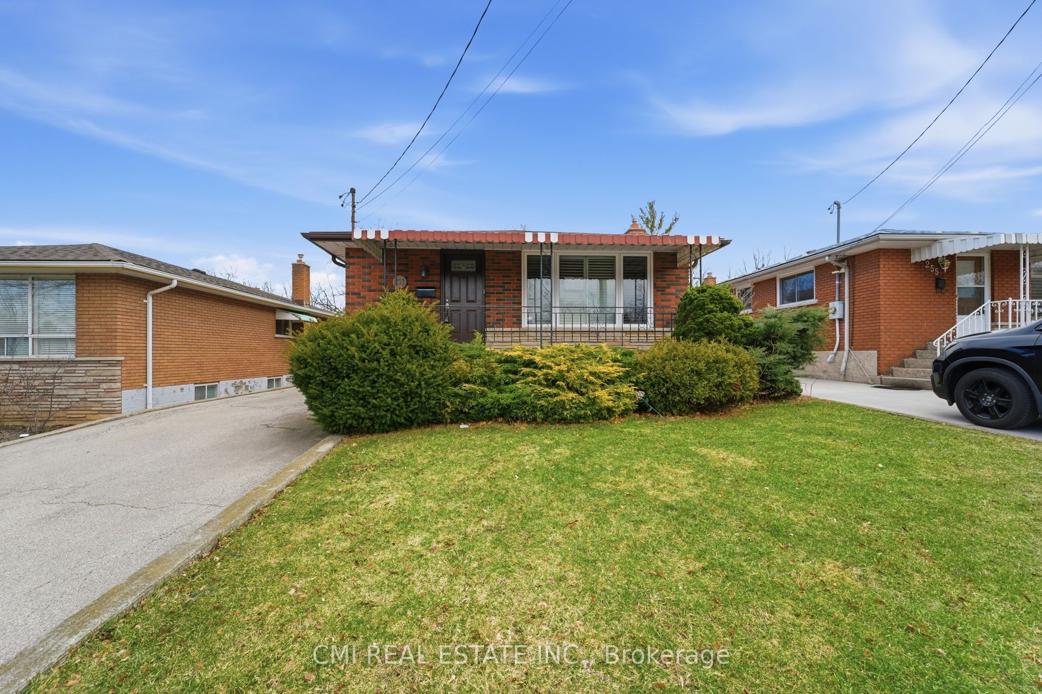 251 Fairridge Road, Hamilton, ON L8K 5M3 photo 2