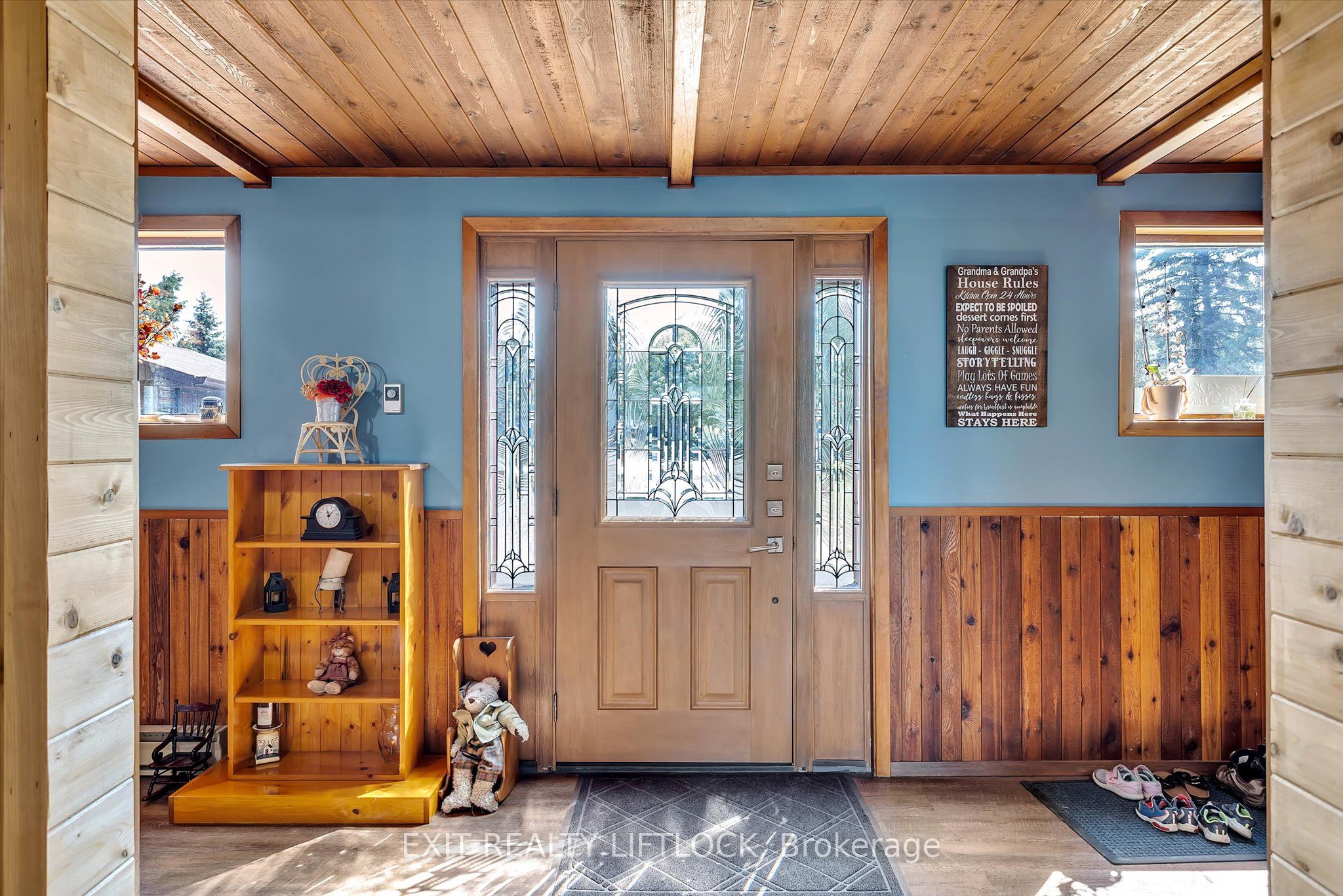 25 Balsam Road, Kawartha Lakes, ON K9V 4R6 photo 3