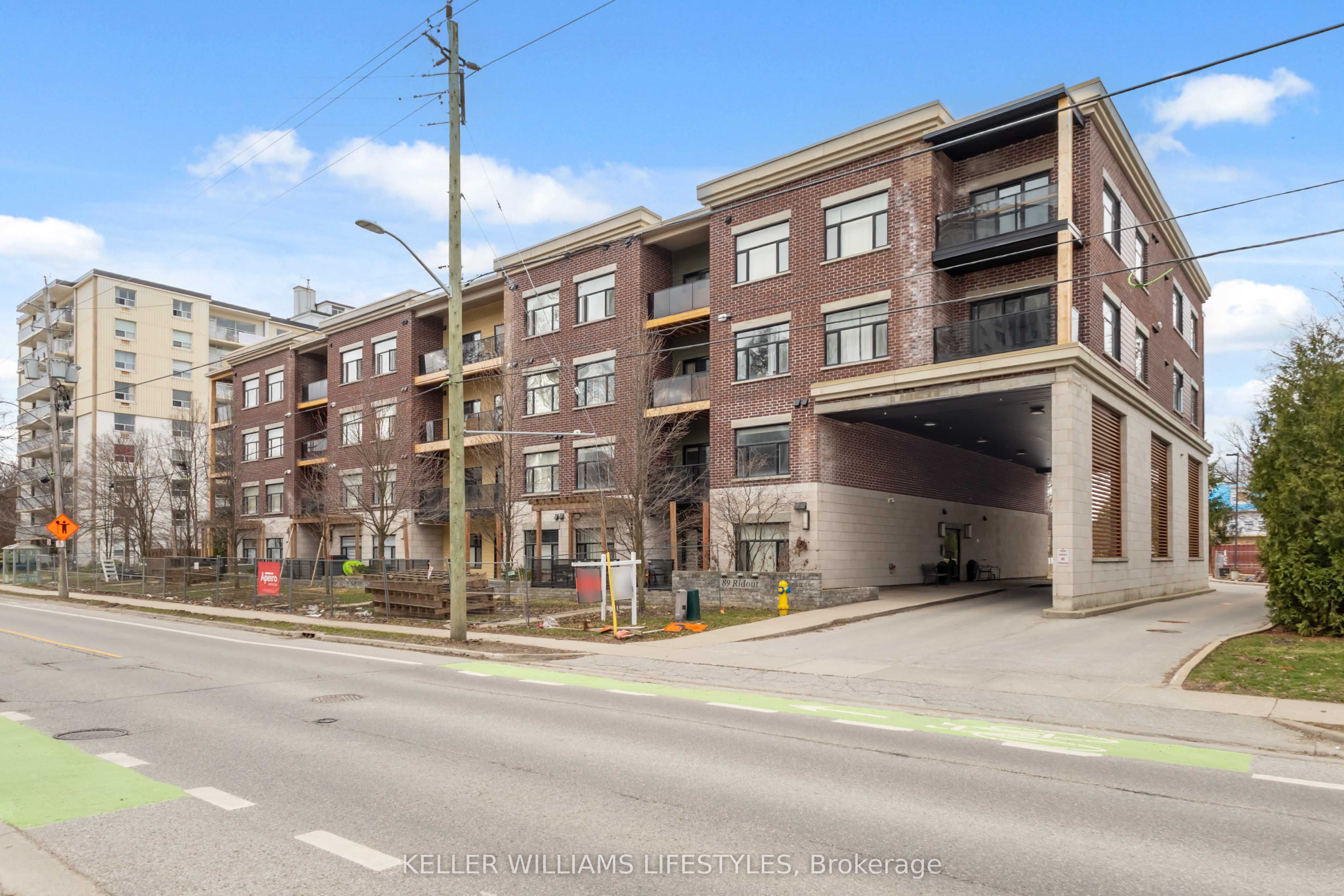 89 RIDOUT Street S 305, London South, ON N6C 3X2 photo 2