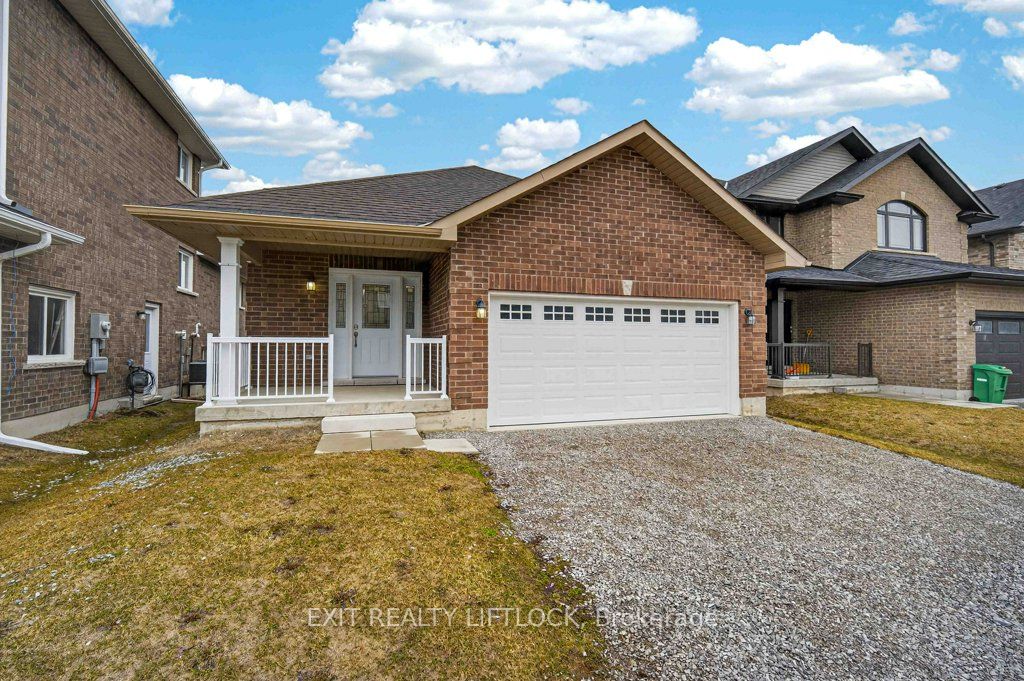 320 Mullighan Gardens, Peterborough, ON K9K 0H2