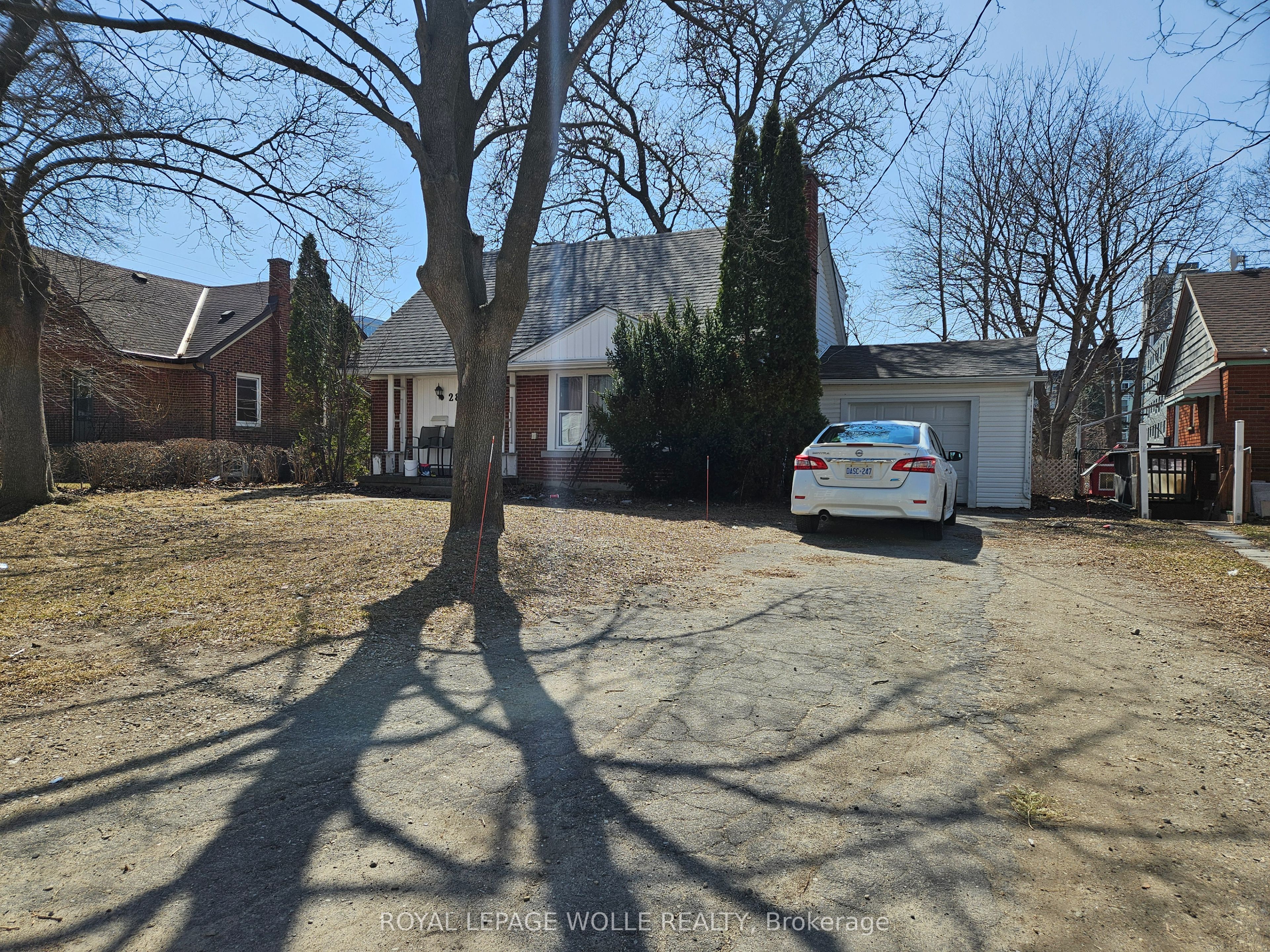289 Albert Street, Waterloo, ON N2L 3T9 photo 2