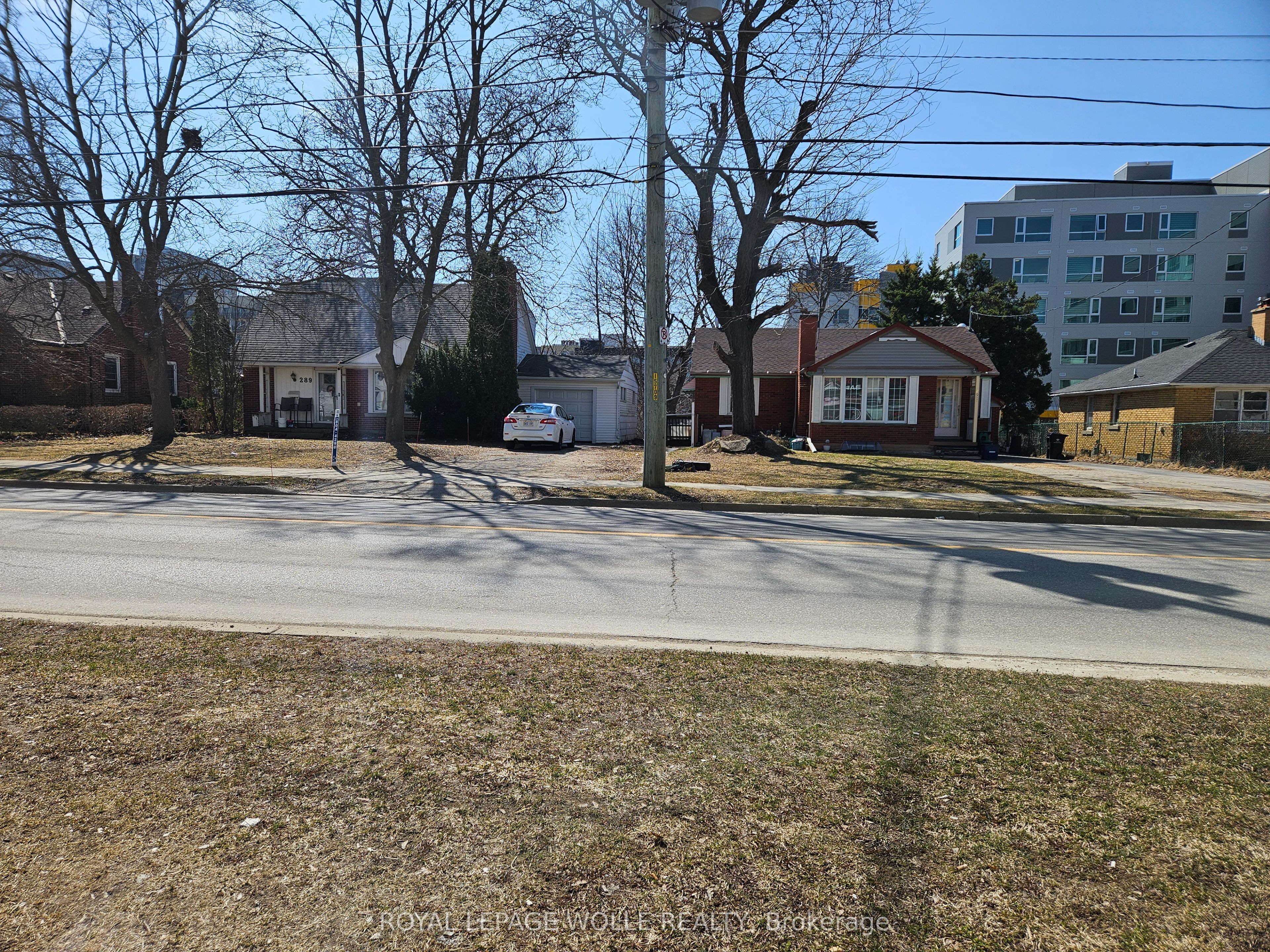 289 Albert Street, Waterloo, ON N2L 3T9 photo 3