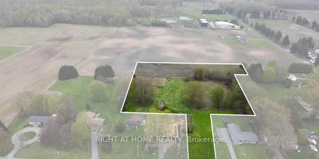 25349 Talbot Line, West Elgin, ON N0L 2P0 photo 2