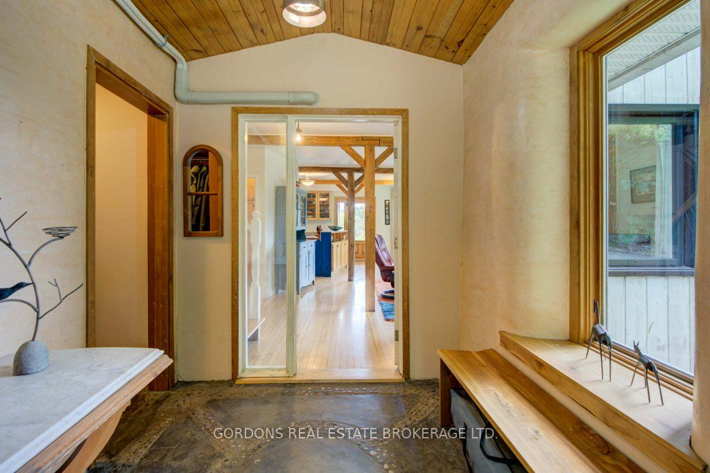 1084 Moon Road, Frontenac, ON K0H 1T0 photo 5