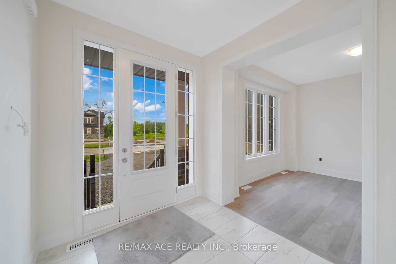 81 Golden Meadows Drive, Otonabee-South Monaghan, ON K9J 6Y3 photo 4