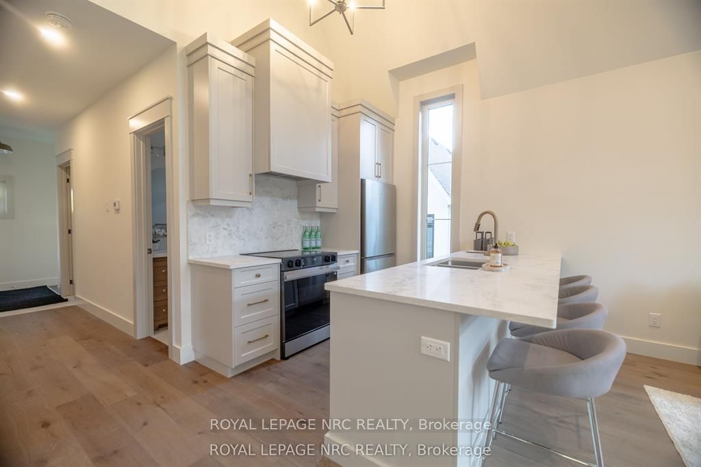 281 ELMWOOD Avenue, Fort Erie, ON L0S 1B0 photo 5