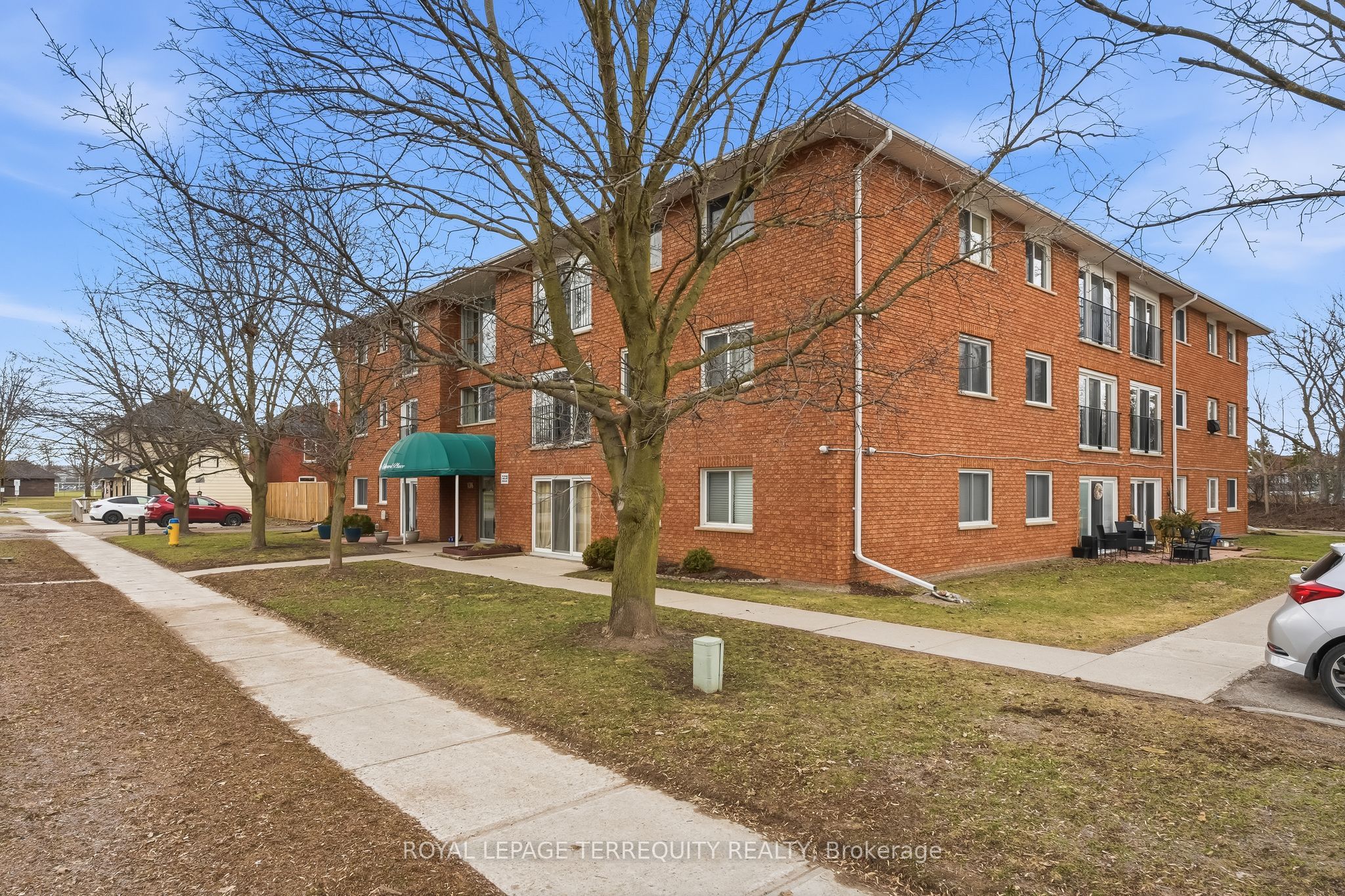 136 Ware Street N 307, Peterborough, ON K9J 2B8 photo 2