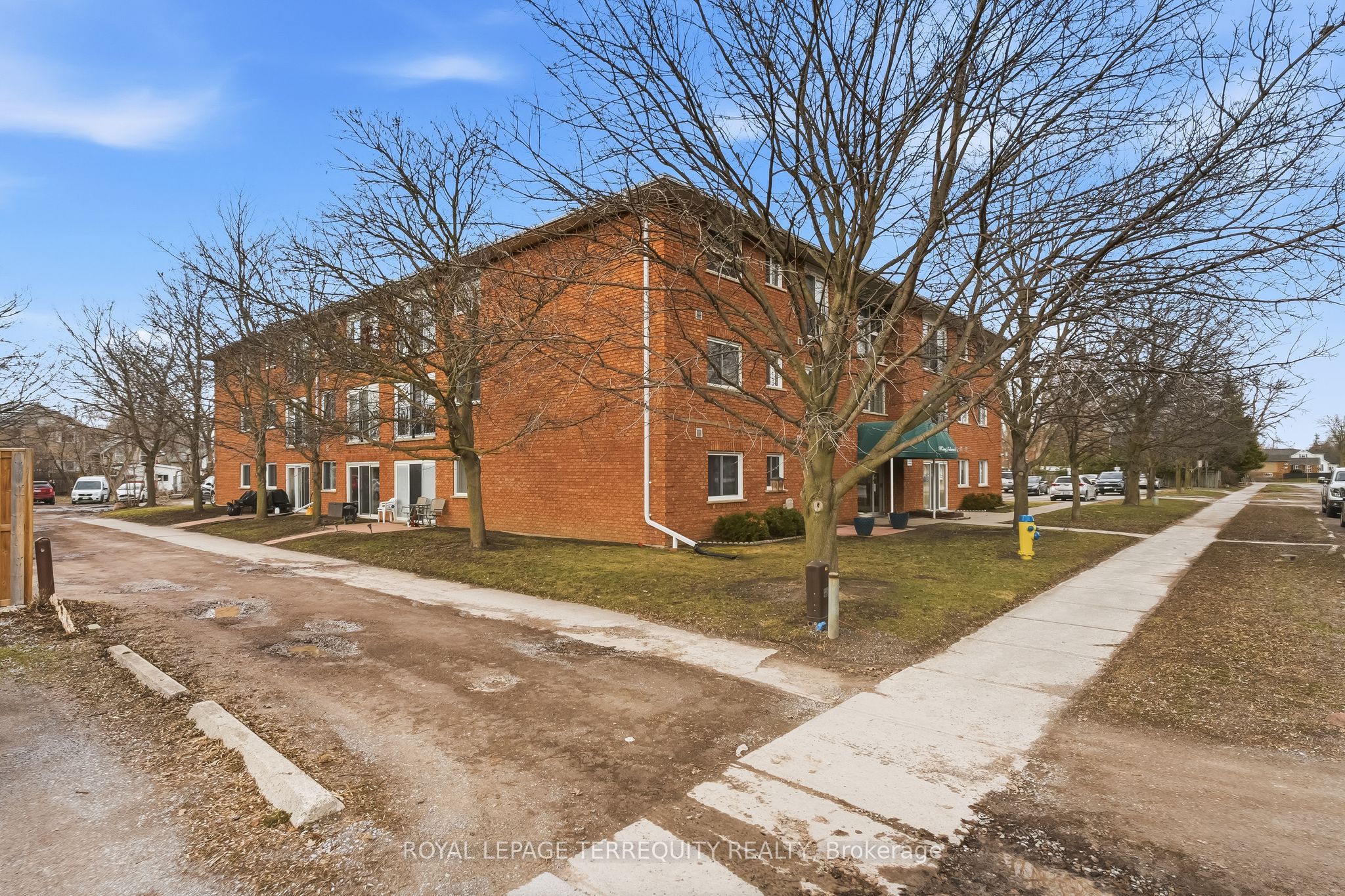 136 Ware Street N 307, Peterborough, ON K9J 2B8 photo 3