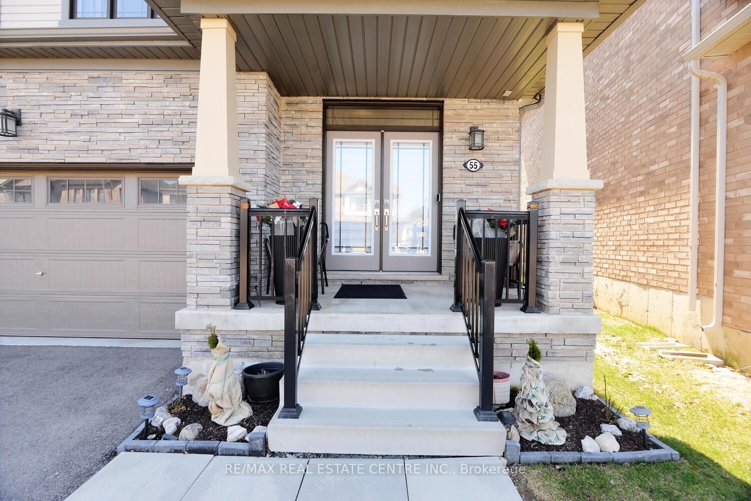 55 Magdalena Street, Hamilton, ON L8J 0M3 photo 4