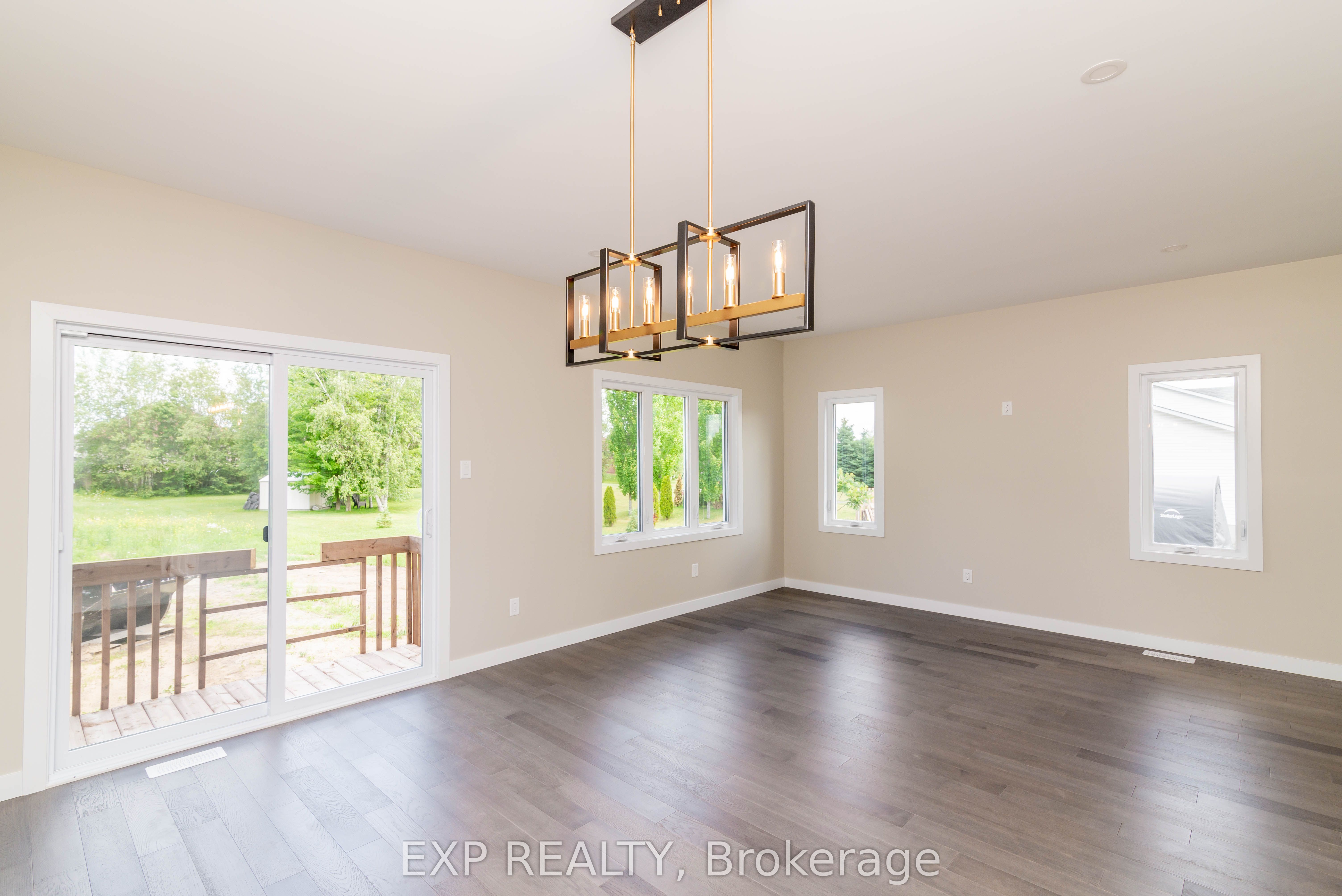 140 Elizabeth Crescent, North Dundas, ON K0A 2M0 photo 5