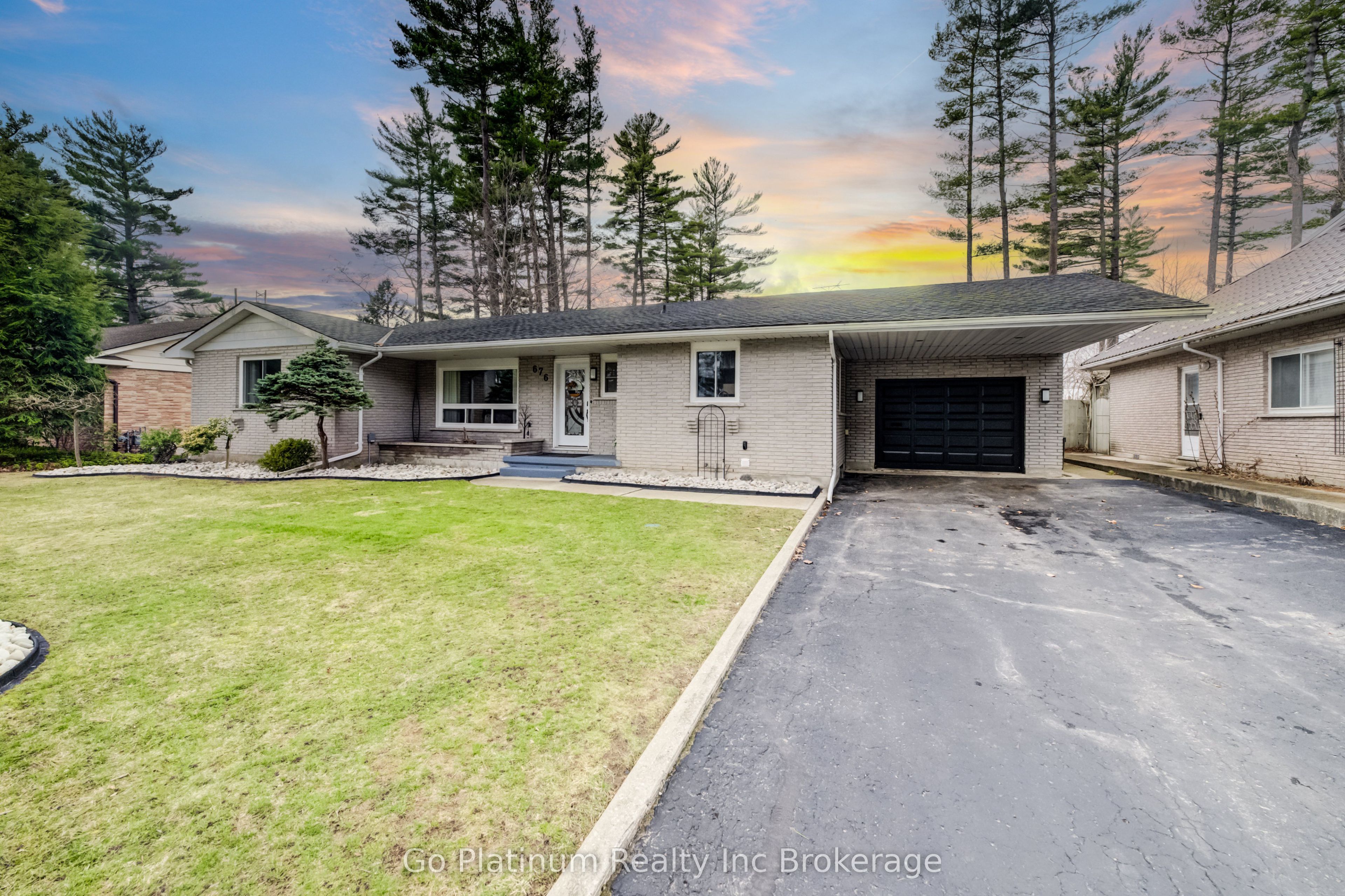 676 Peel Street, Norfolk, ON N4B 2H1