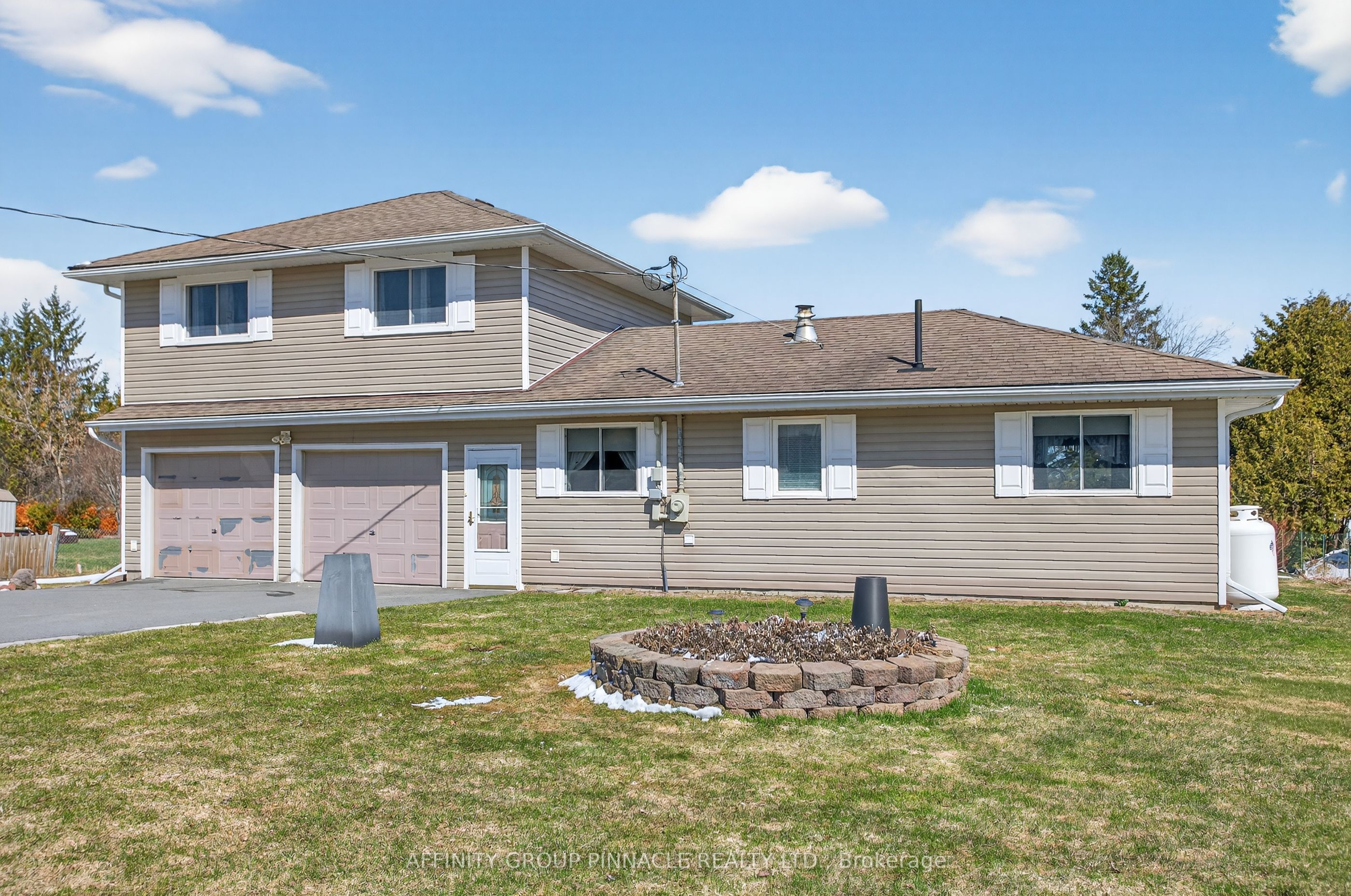 272 Crosby Drive, Kawartha Lakes, ON K0M 1A0 photo 2