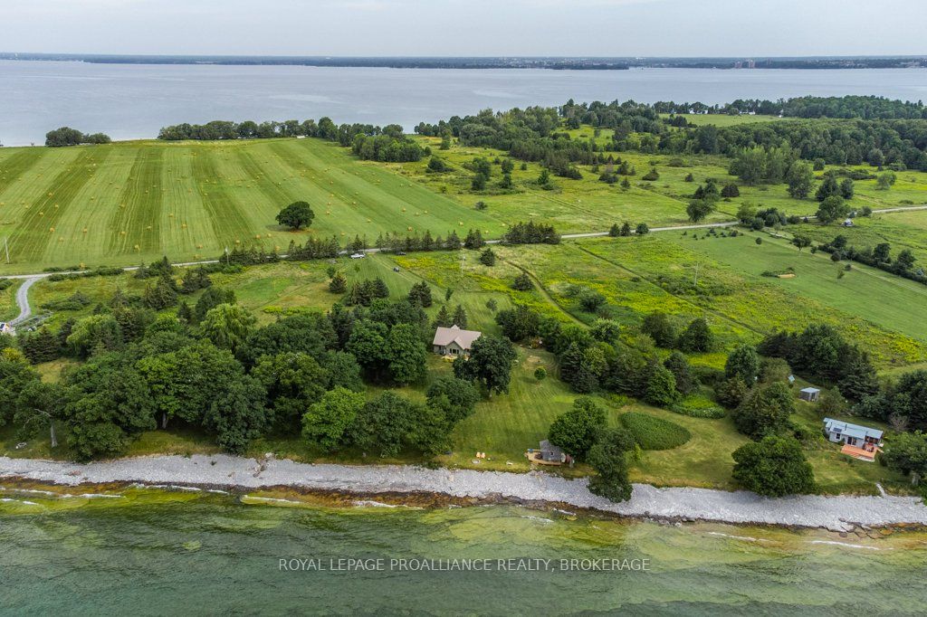 395 Nine Mile Point Road, Frontenac Islands, ON K0H 2Y0 photo 3