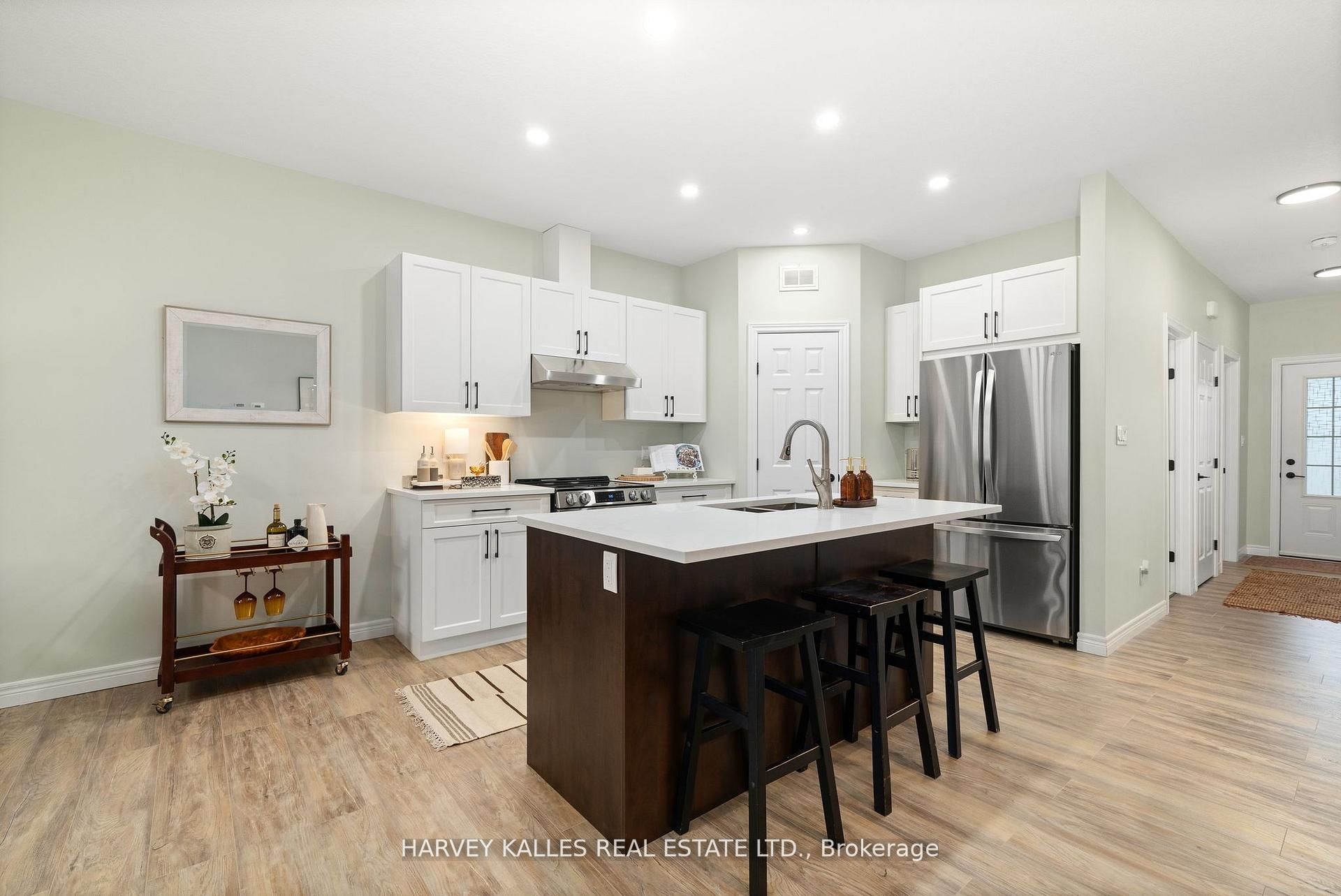 16 Dayton Court, Prince Edward County, ON K0K 2T0 photo 5
