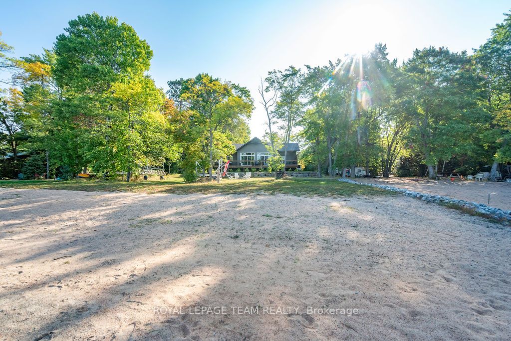 42153B Combermere Road S, Madawaska Valley, ON K0J 1B0 photo 4