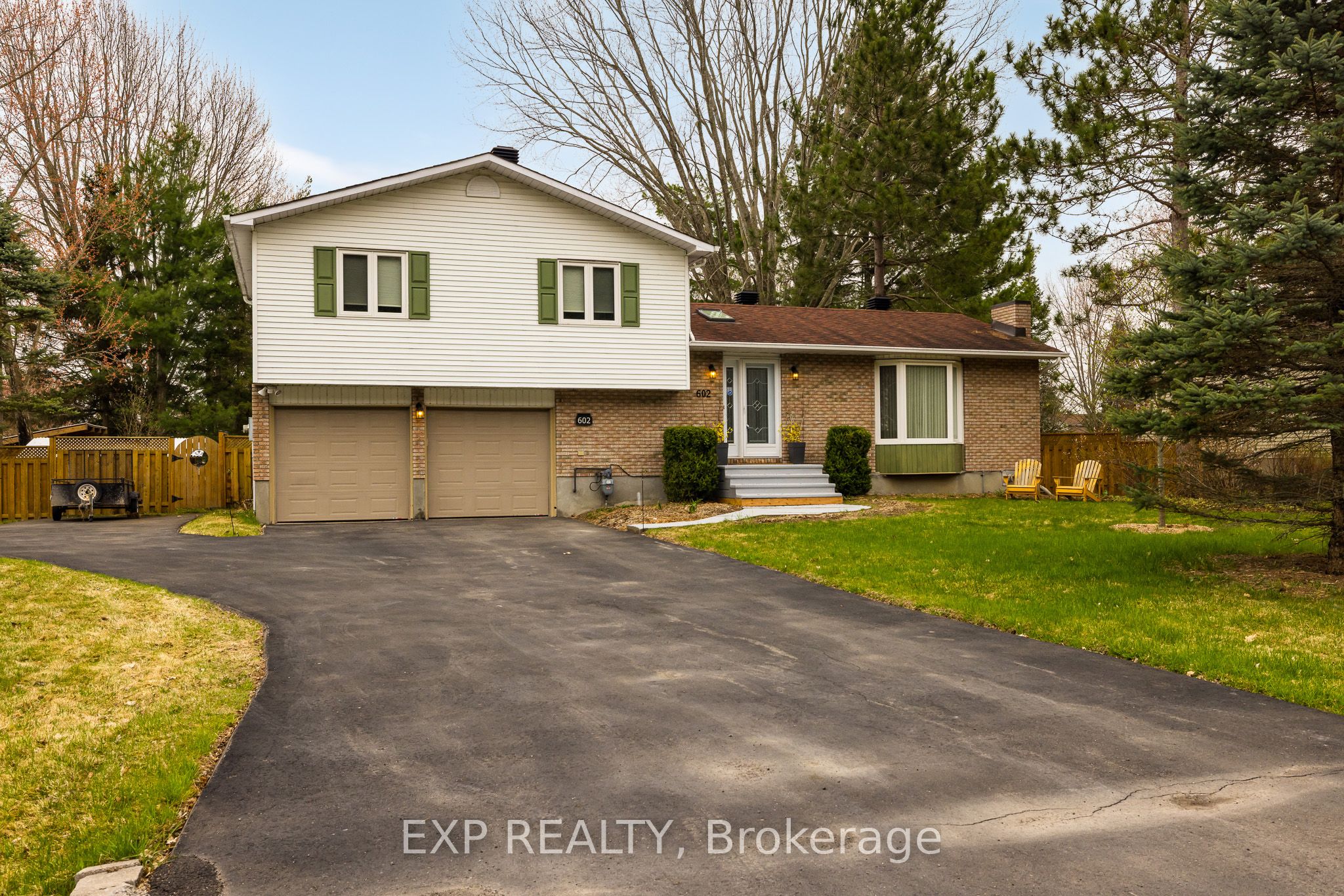 602 Church Street, Russell, ON K4R 1C4
