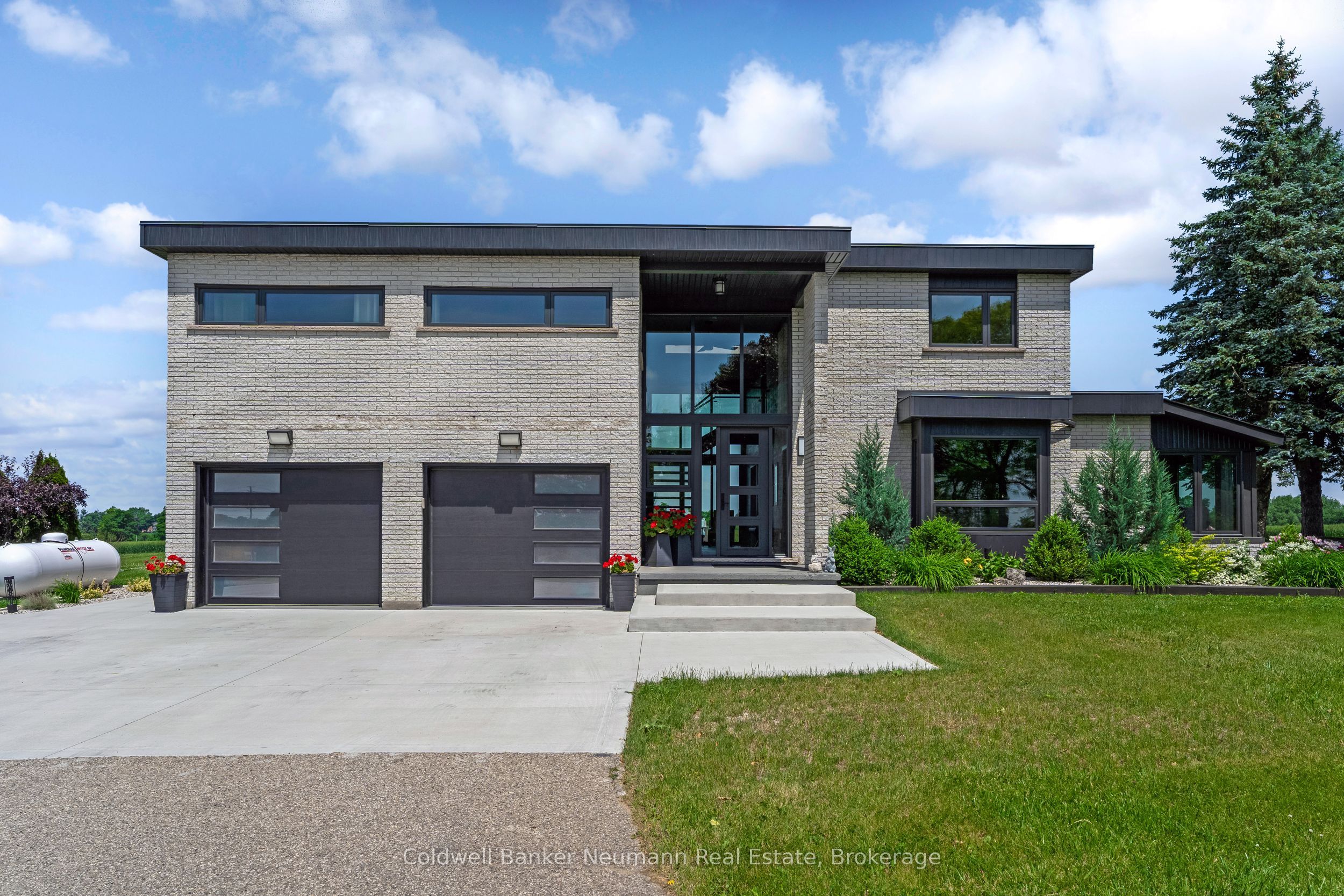 8312 Wellington Road 124 Road, Guelph/Eramosa, ON N1H 6H7 photo 4