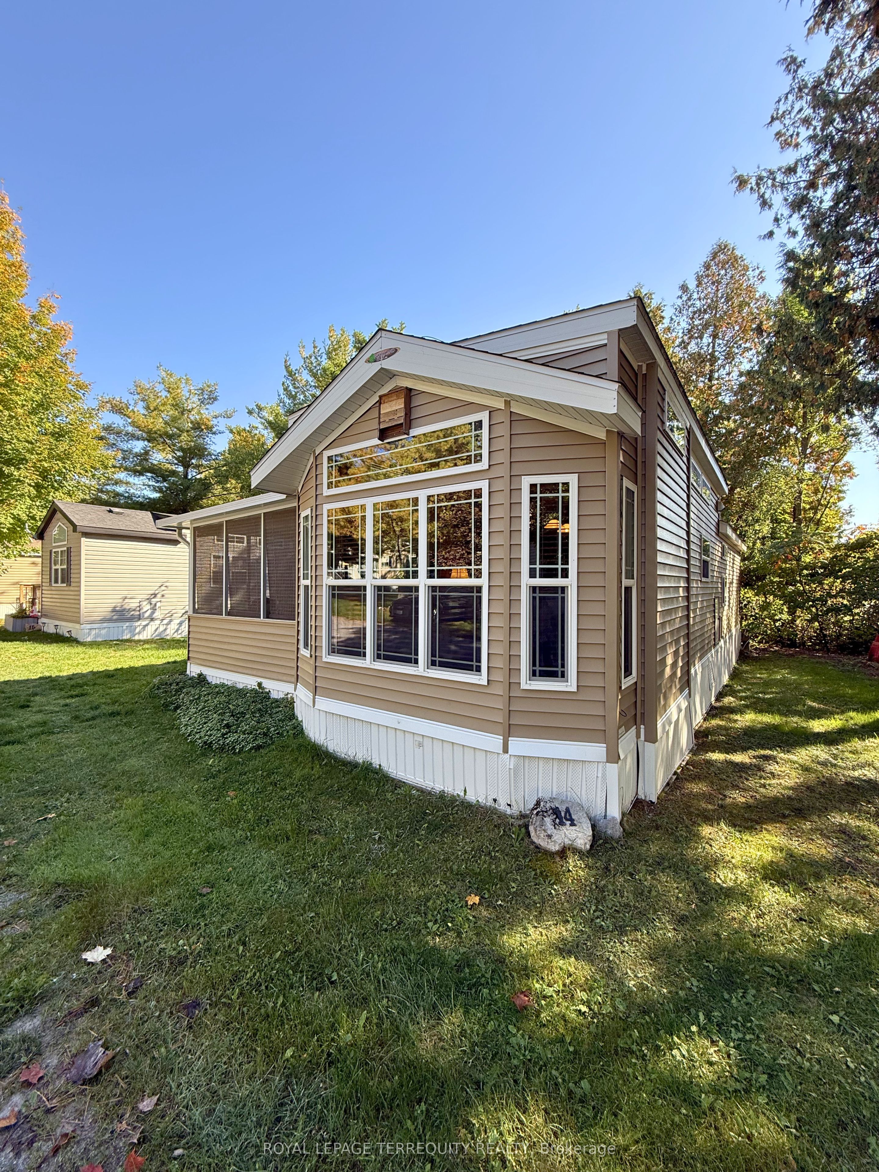 14 Rockhaven, Selwyn, ON K0L 2H0