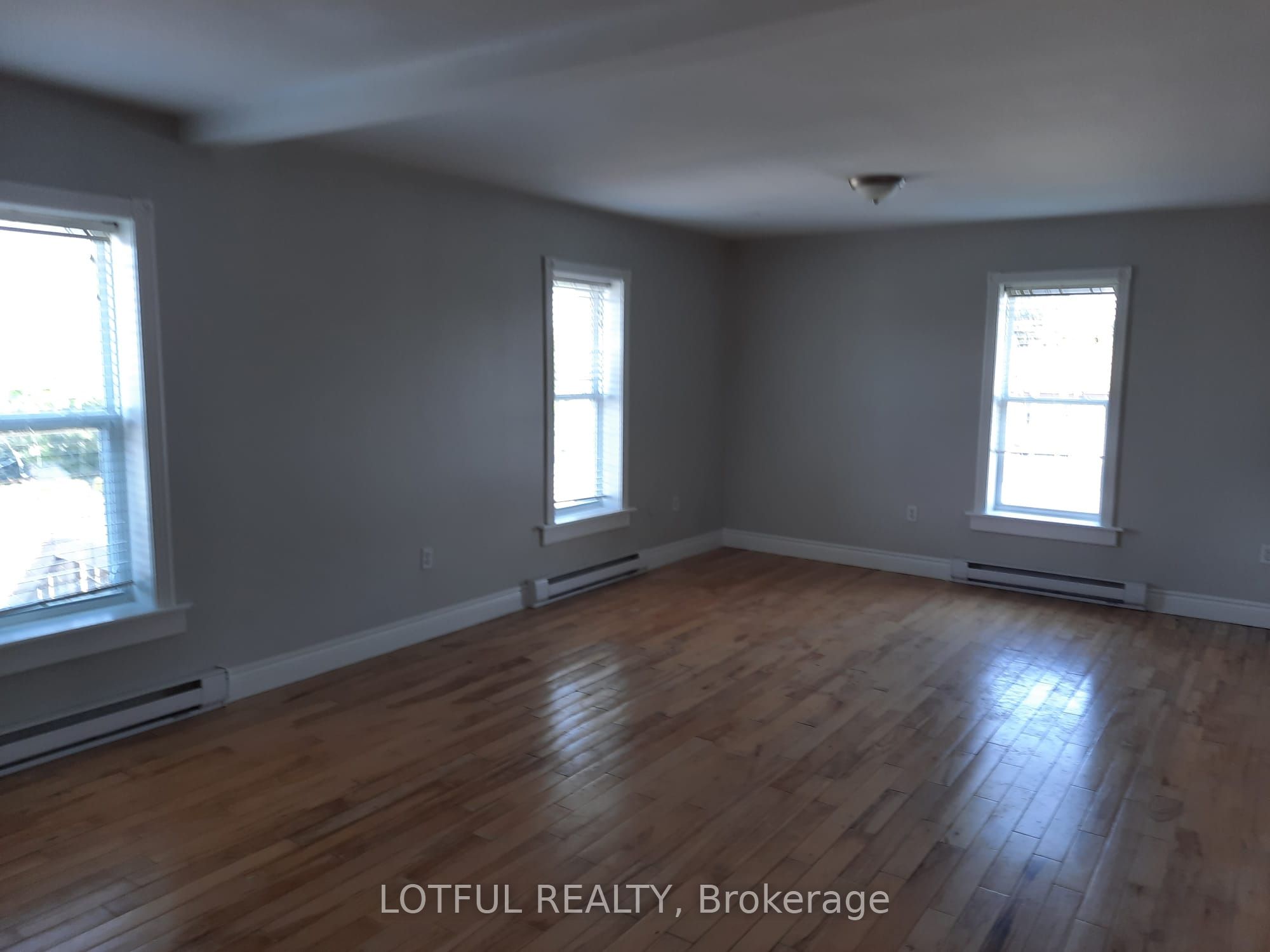 2084 Dundas Street 3, Edwardsburgh/Cardinal, ON K0E 1E0 photo 3