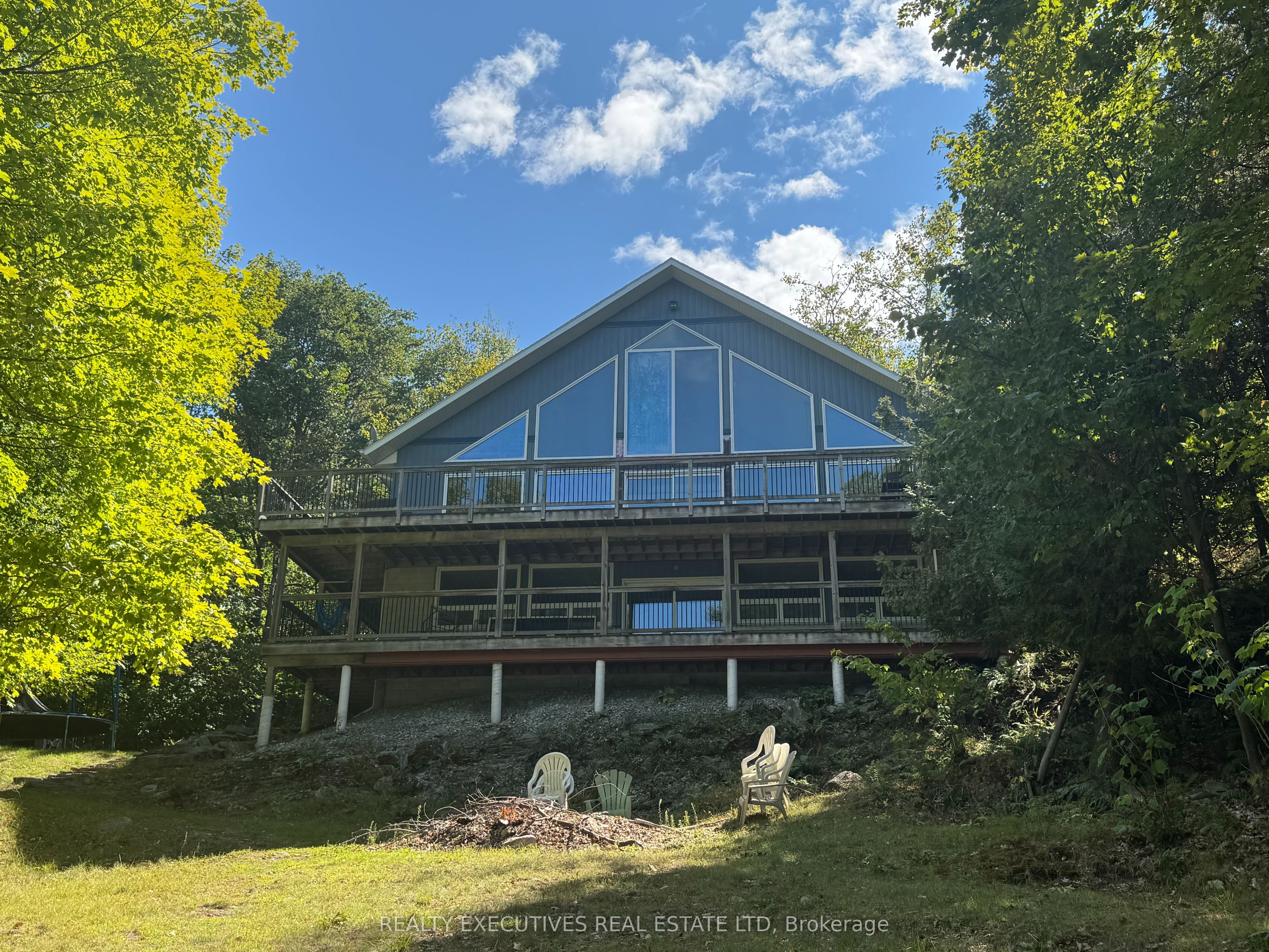 3A Whippoorwill Lane N, Frontenac, ON K0G 1X0