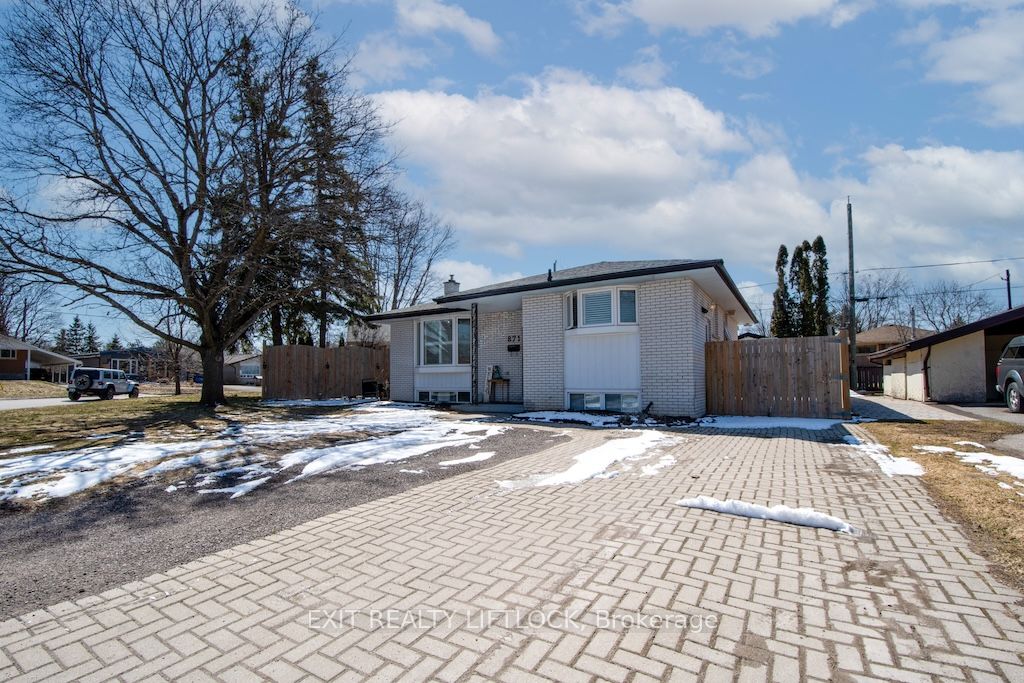 871 Westdale Avenue, Peterborough, ON K9H 6C5 photo 2
