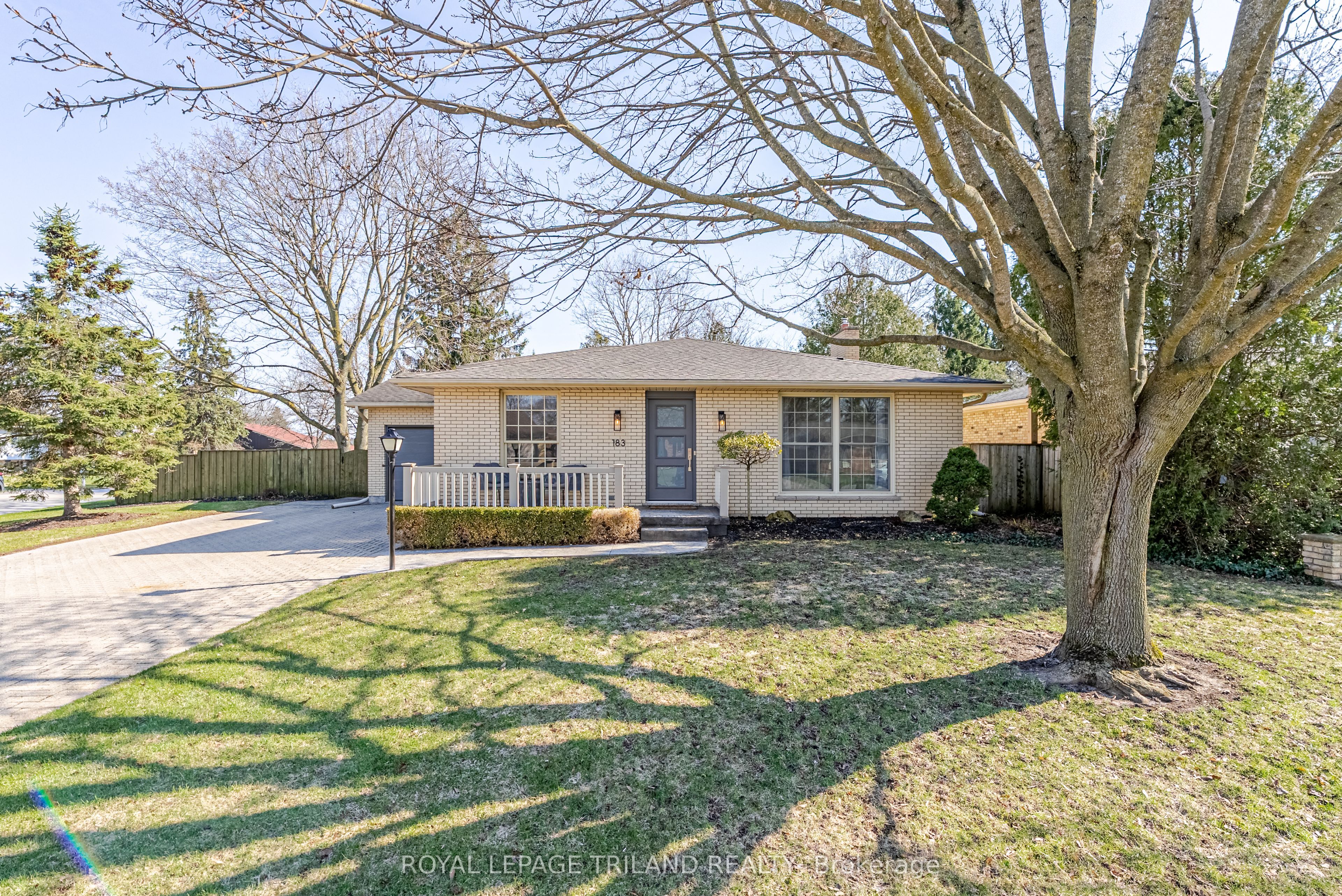 183 Canterbury Drive, Thames Centre, ON N0L 1G3 photo 2