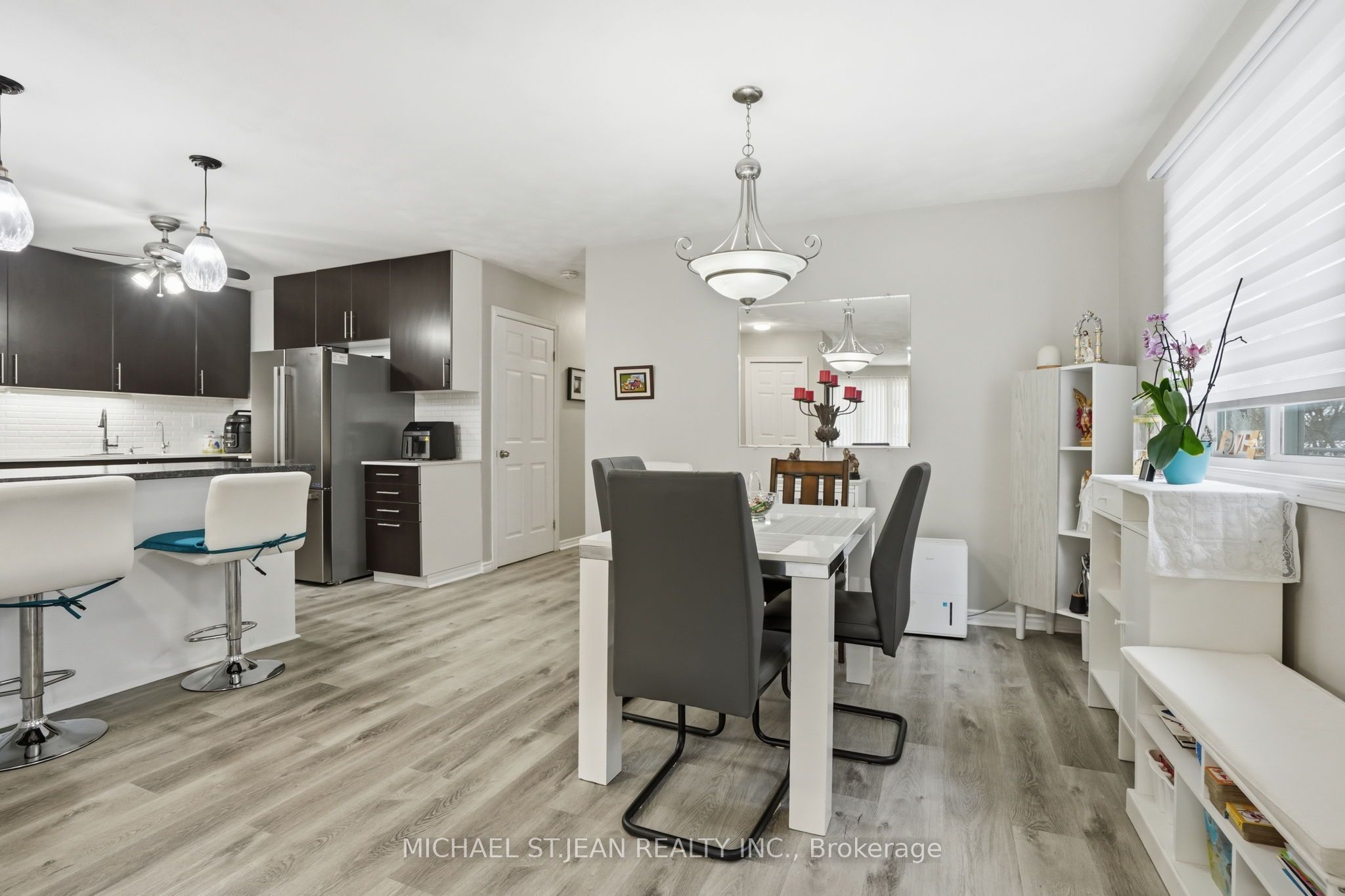 19B Dundas Street W, Brant, ON N3L 1E9 photo 5