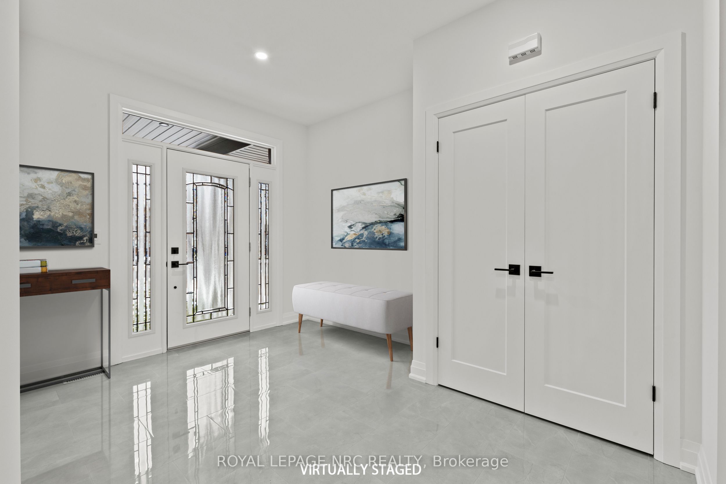 4705 Lee Avenue, Niagara Falls, ON L2H 1M7 photo 2