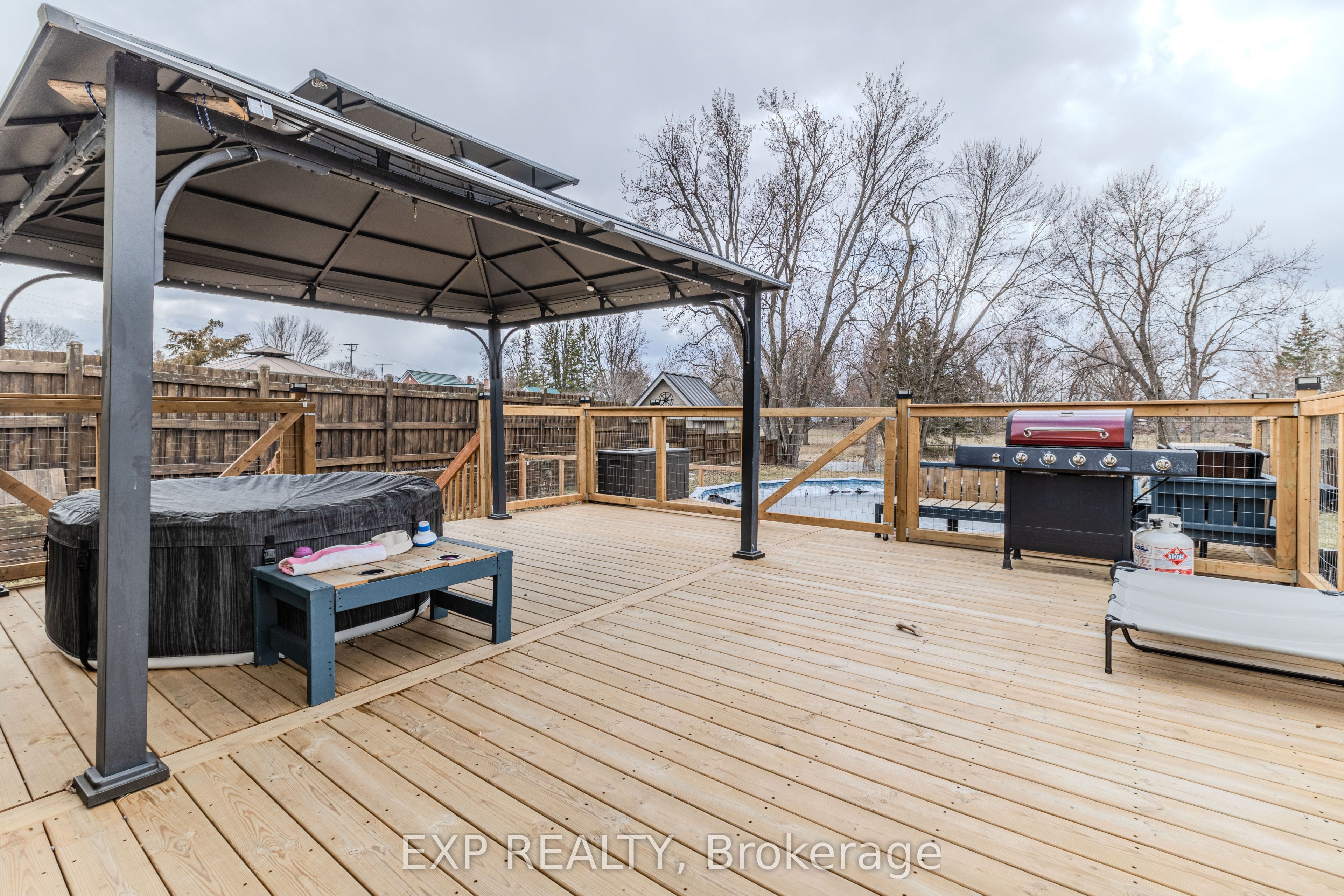 4872 County Rd 20 Road, South Glengarry, ON K0C 1S0 photo 4