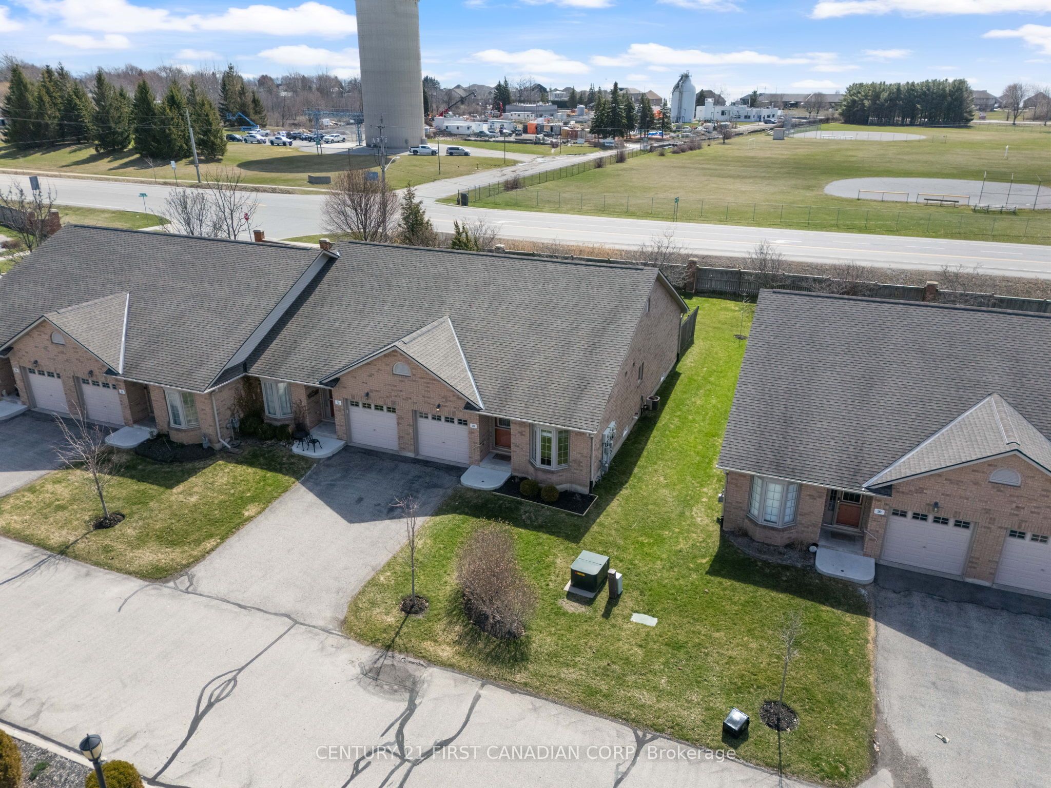 19 Somerset Drive 21, Norfolk, ON N0A 1N7 photo 2