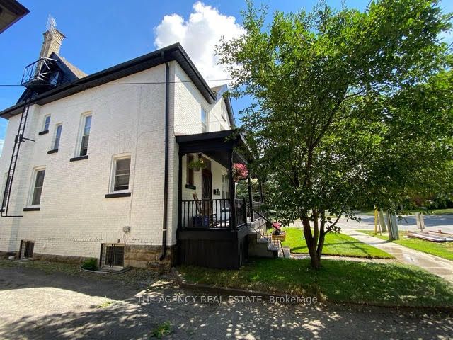 870 Queens Avenue, London East, ON N5W 3H6 photo 3