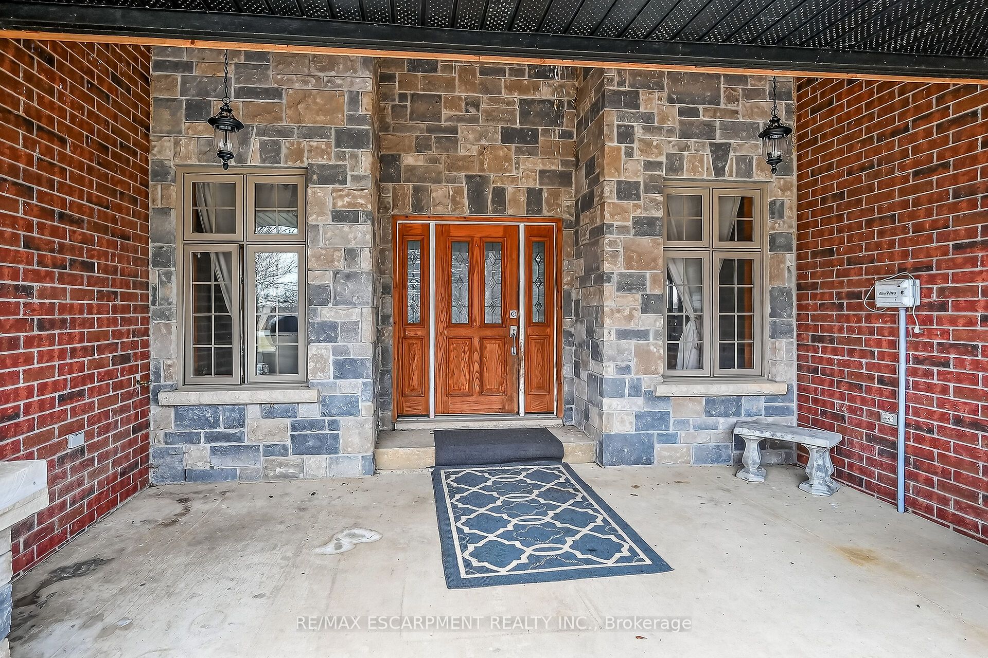 393 Old Onondaga Road E, Brant, ON N3T 5L4 photo 5