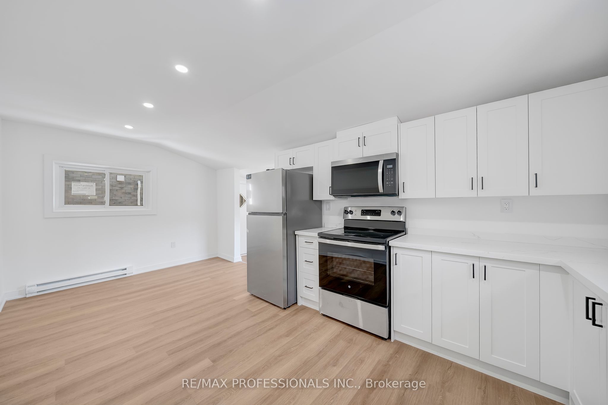 27 Oakdale Avenue Apartment B, St. Catharines, ON L2P 2B8 photo 5