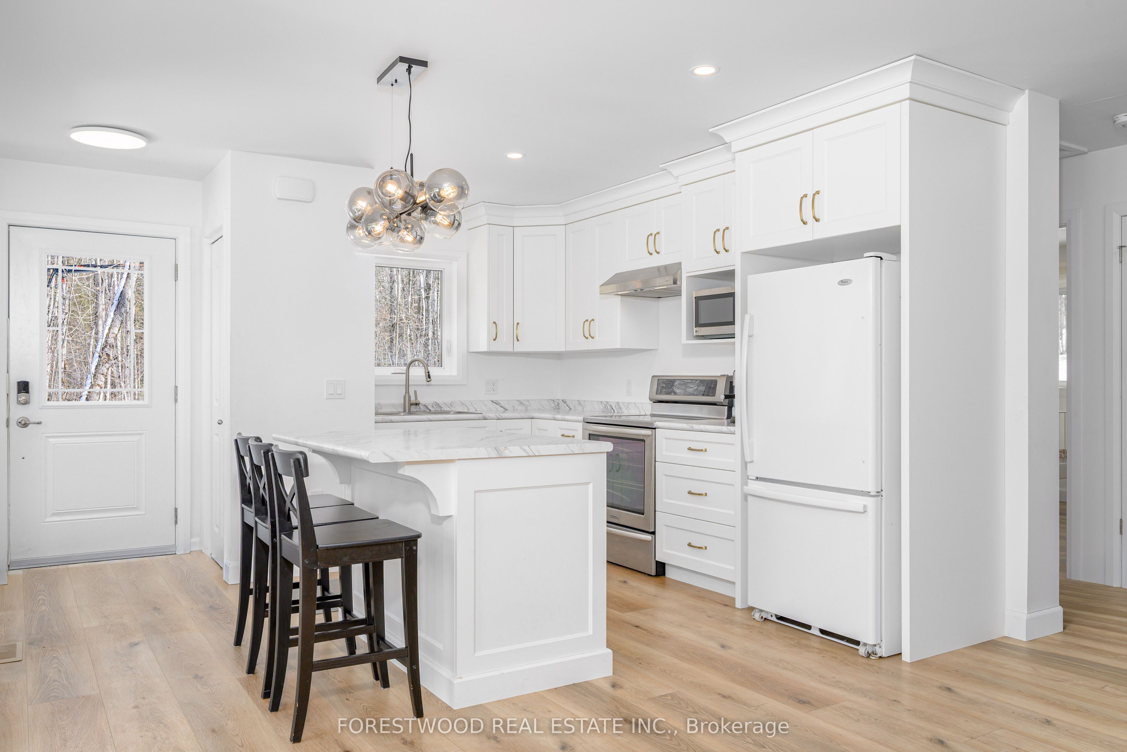 1150 Providence Drive, Algonquin Highlands, ON K0M 1J1 photo 4