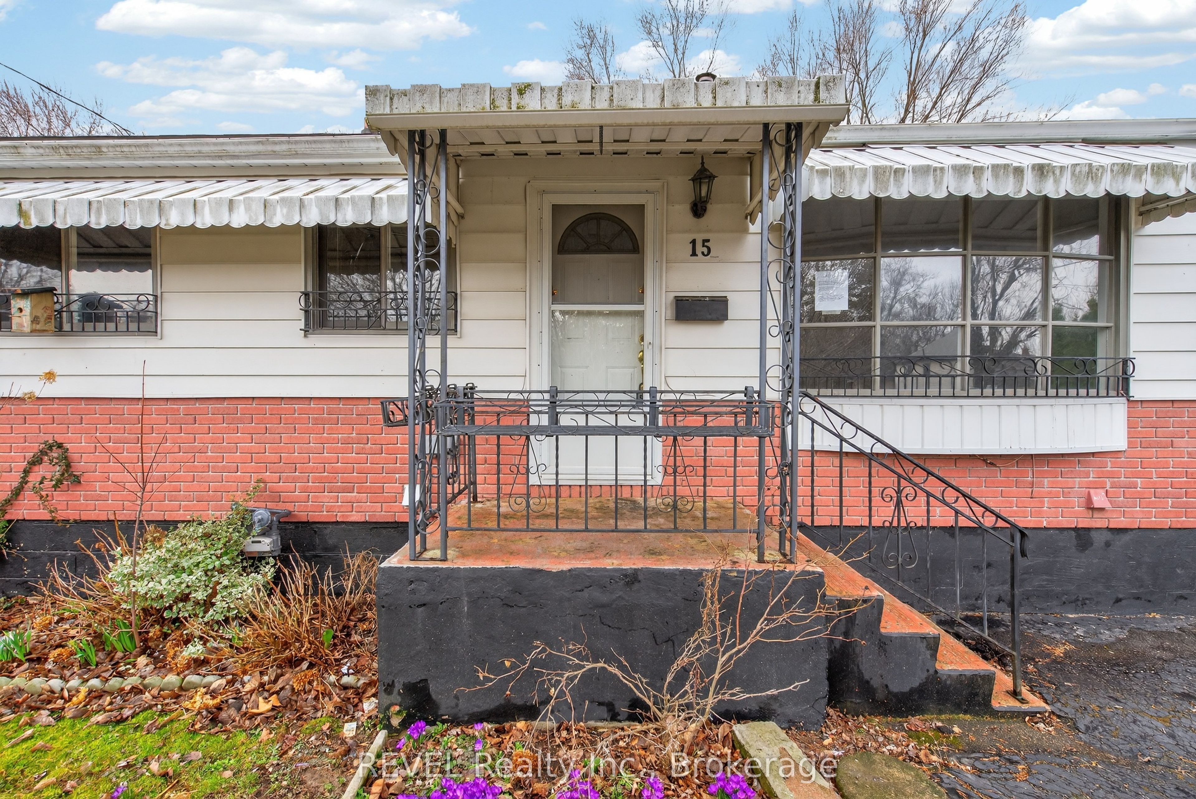 15 Vera Street, St. Catharines, ON L2S 1C3 photo 4