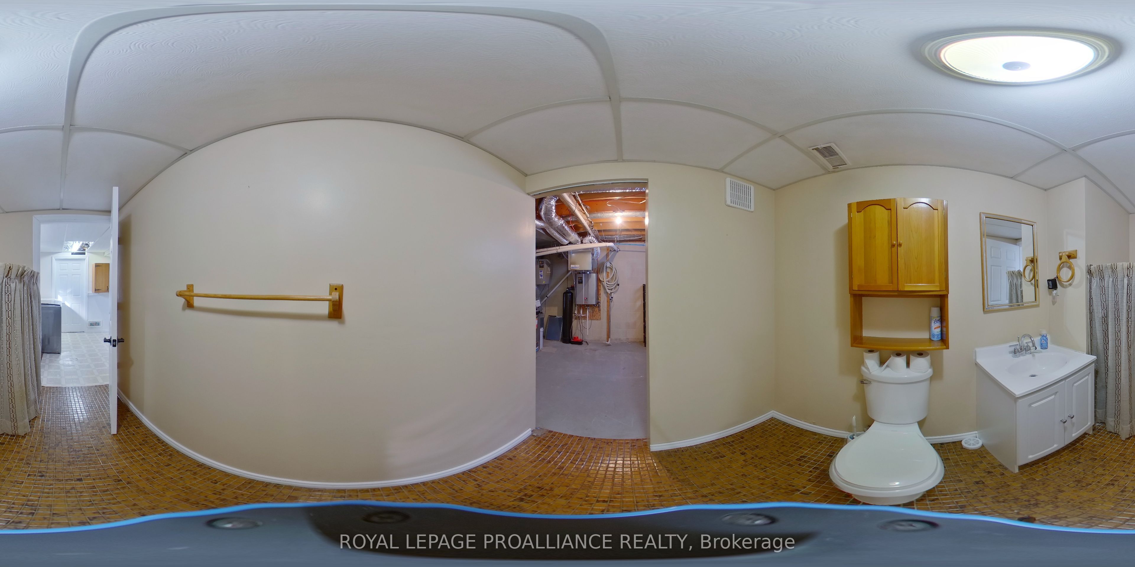 4 O'Neil Crescent, Quinte West, ON K8V 5Y6 photo 5