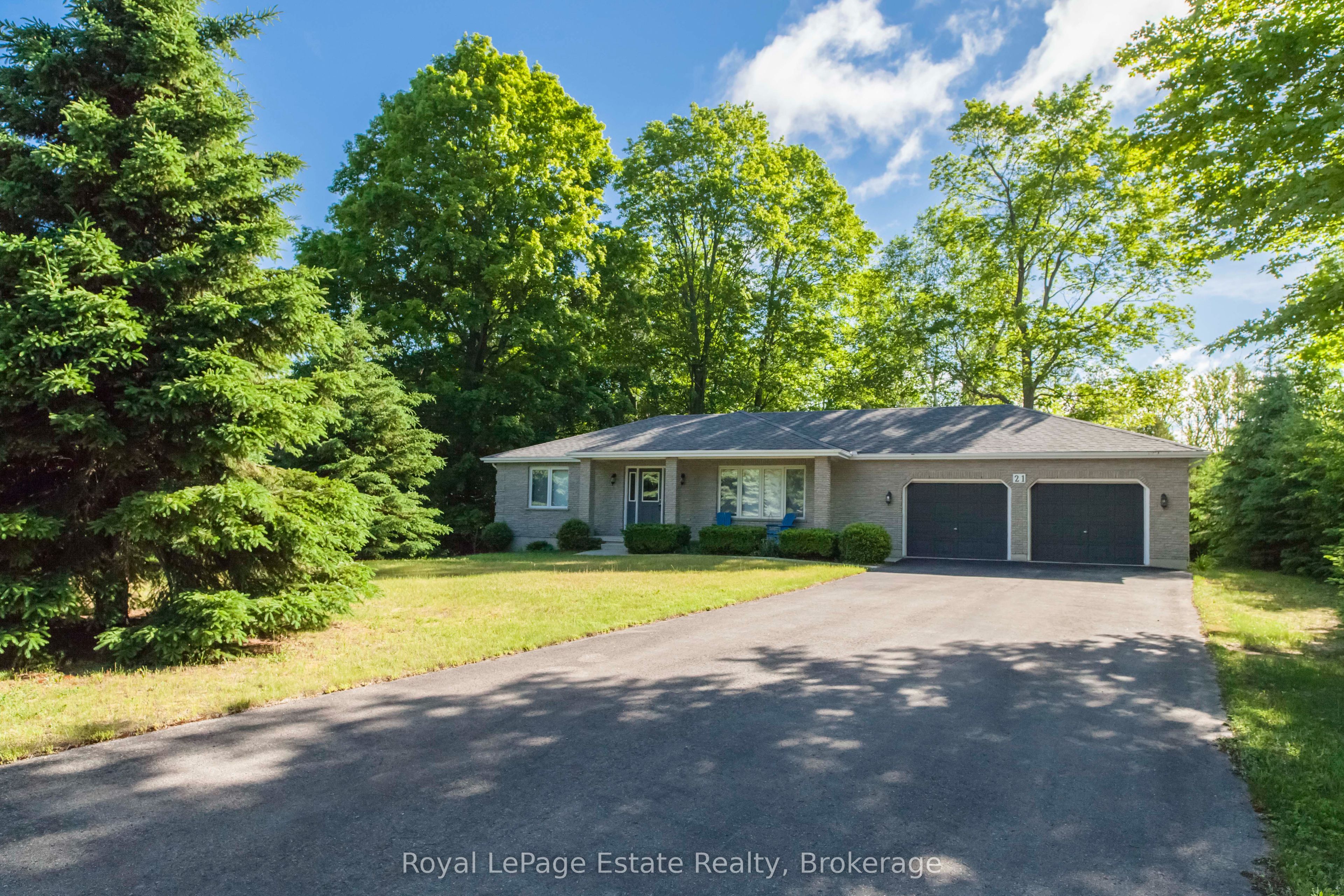21 Sauble Woods Crescent, South Bruce Peninsula, ON N0H 2G0 photo 2