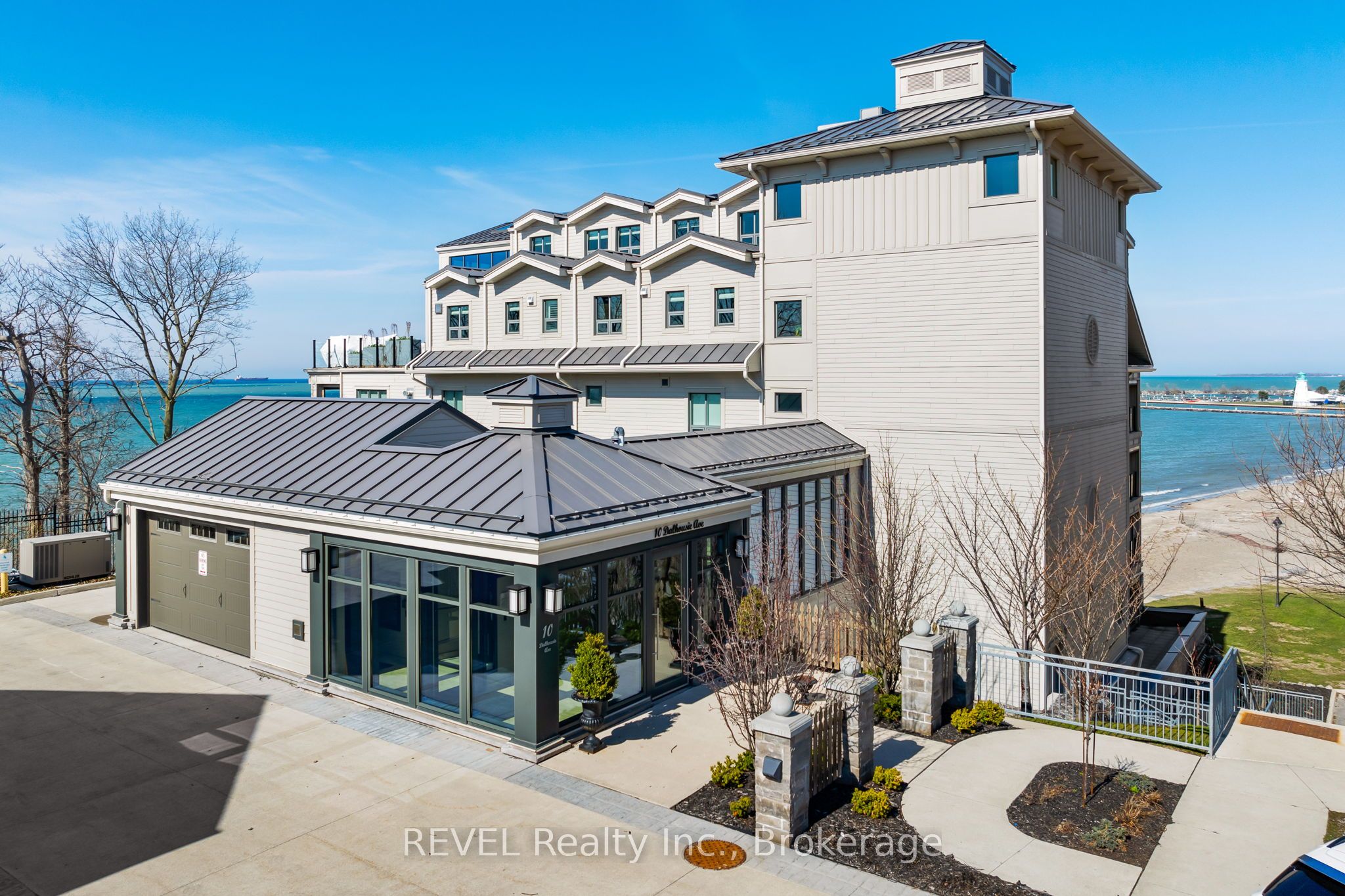 10 Dalhousie Avenue N 402, St. Catharines, ON L2N 4W4 photo 2